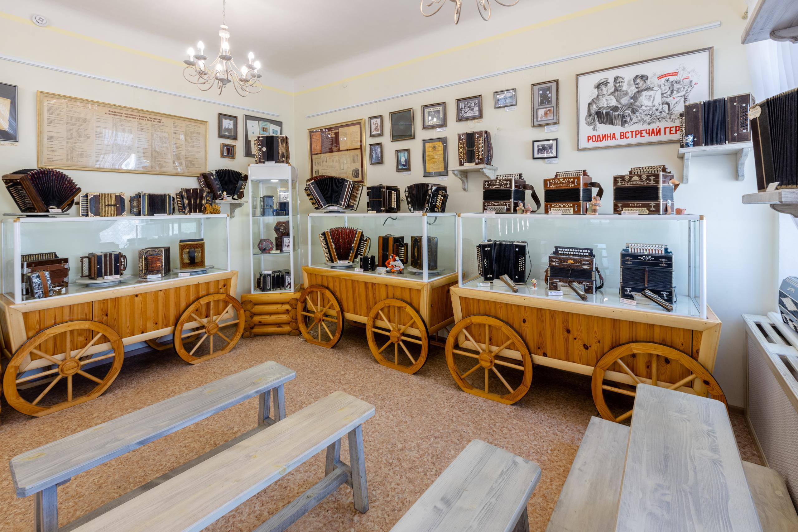 Музей Гармони Деда Филимона в г. Тула. Фотограф в Туле Крупский АнДРей. Фотостудия «КАДР71» в Туле