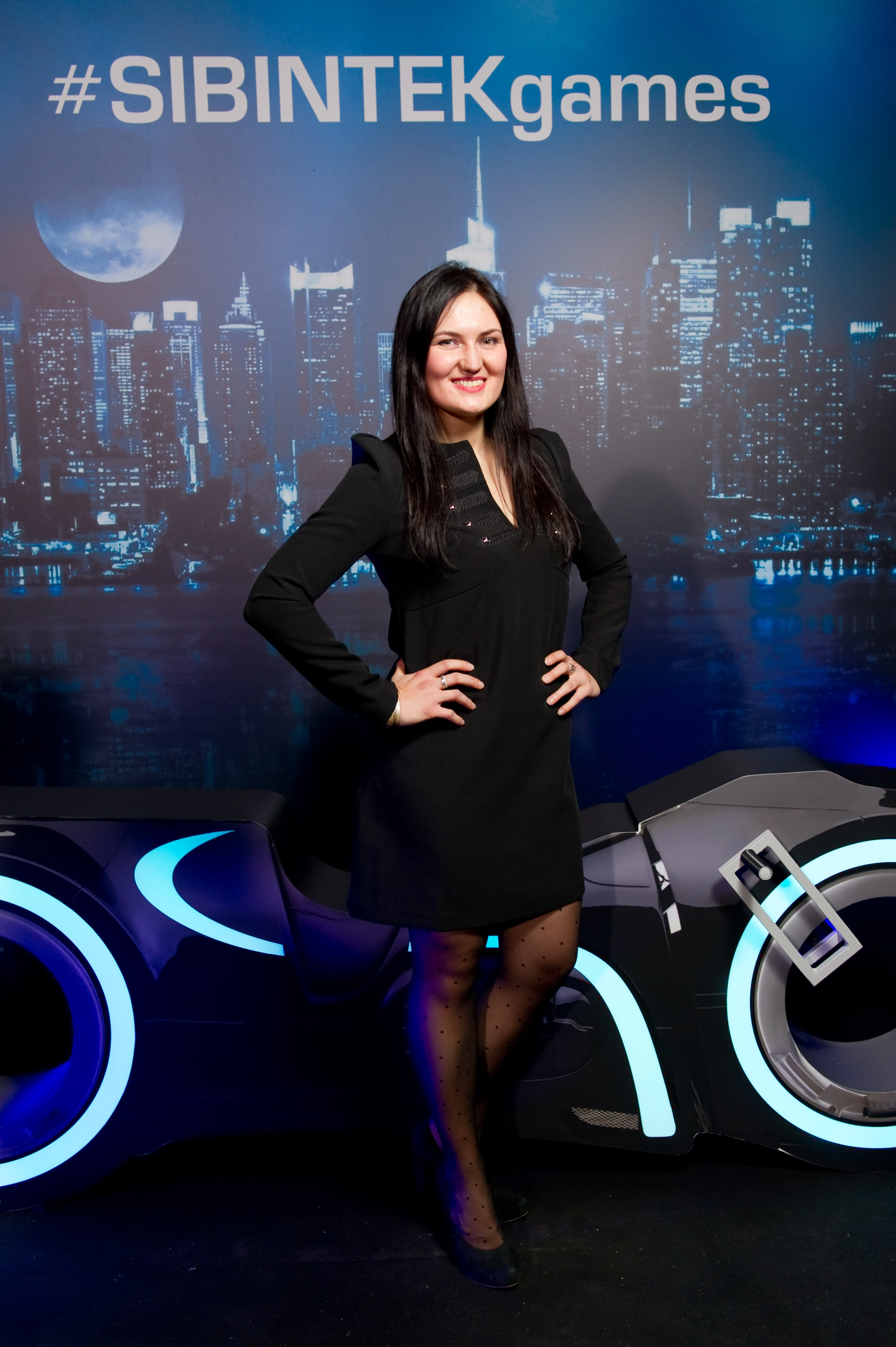 Новогодний корпоратив Сибинтек. Репортажный фотограф и видеограф Слава Думчев. Тимбилдинги, отчетники, корпоративы