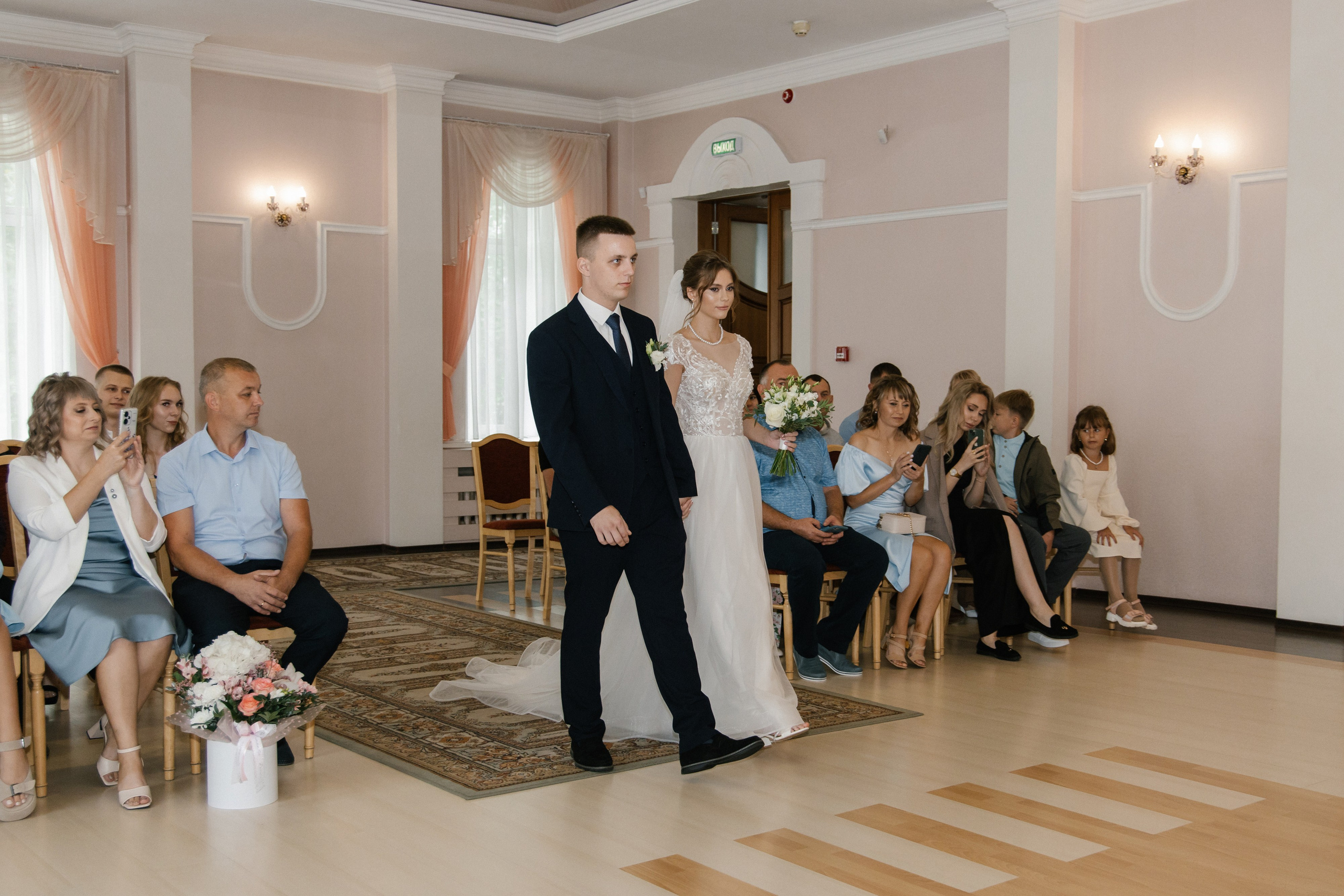 Ксения и Антон (полный день). Фотограф в Барнауле Юлия Садвокасова