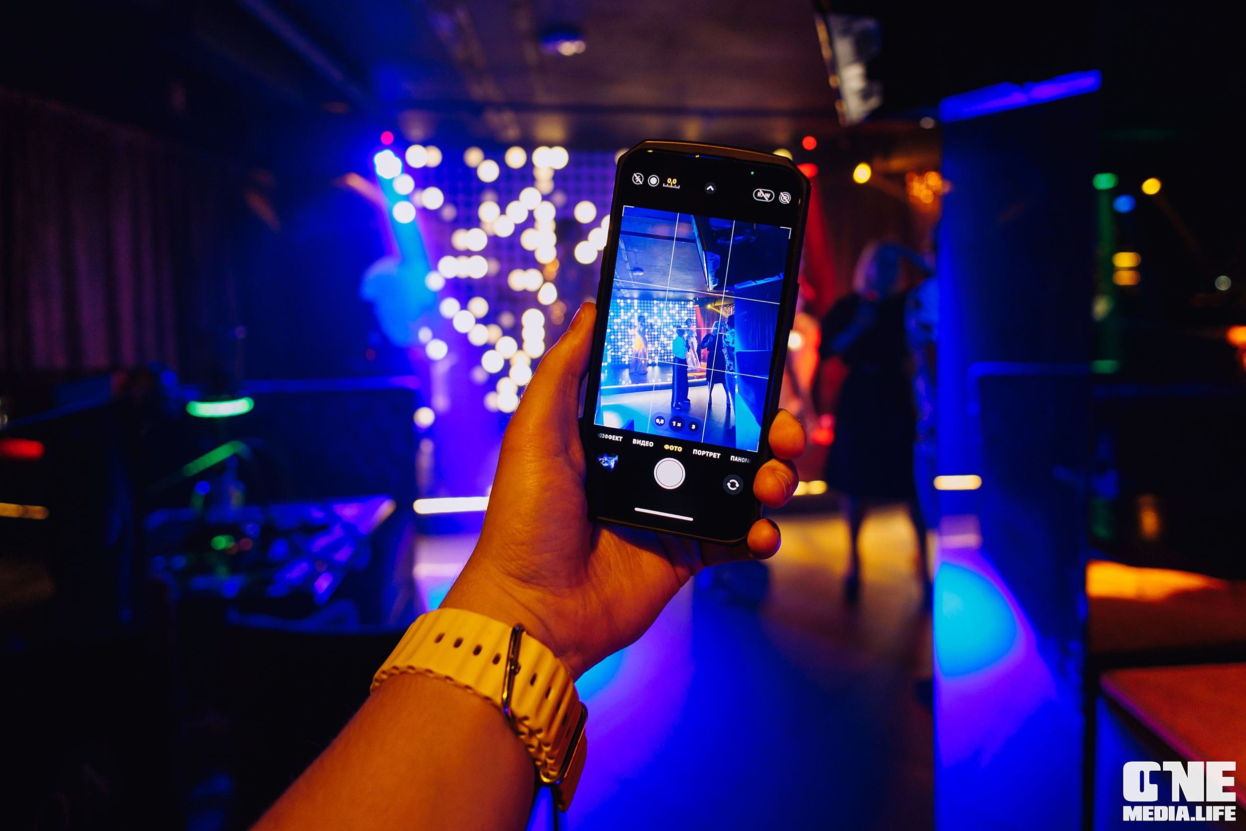 Фоторепортаж в караоке-клубе Эйфория. One Media Life: фоторепортажи, фотоотчеты с мероприятий и заведений