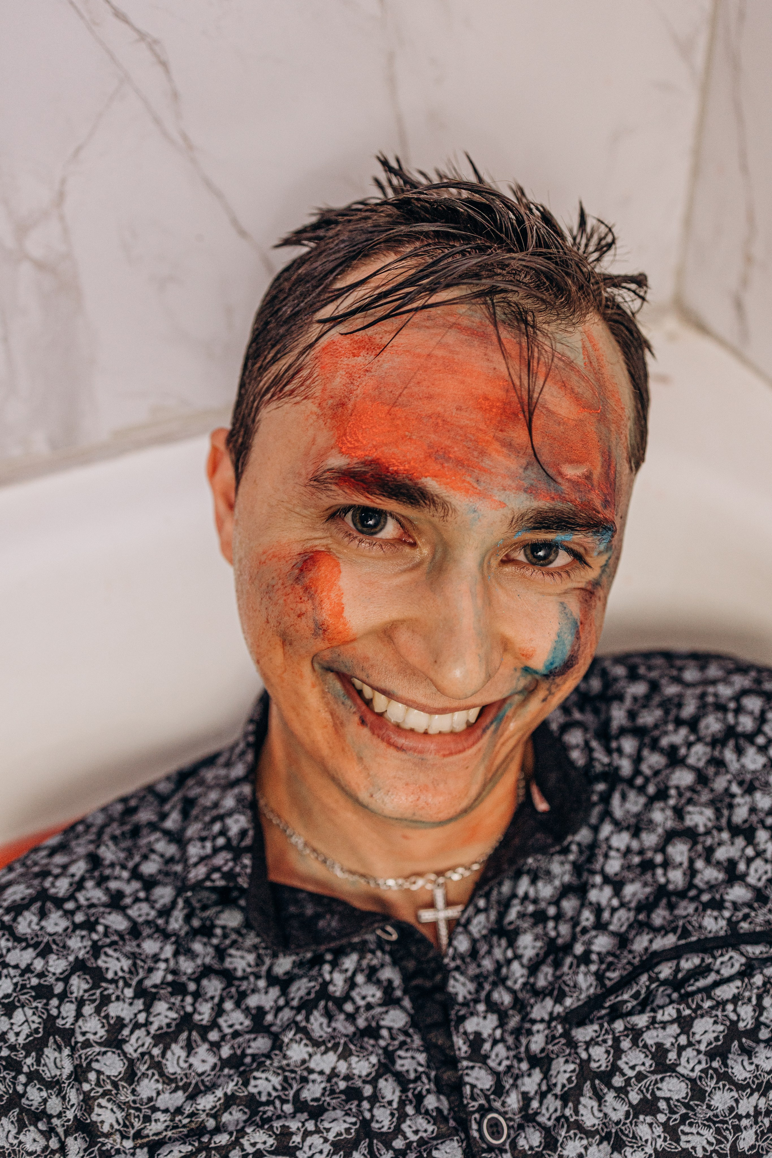 Виталий (2025) душ