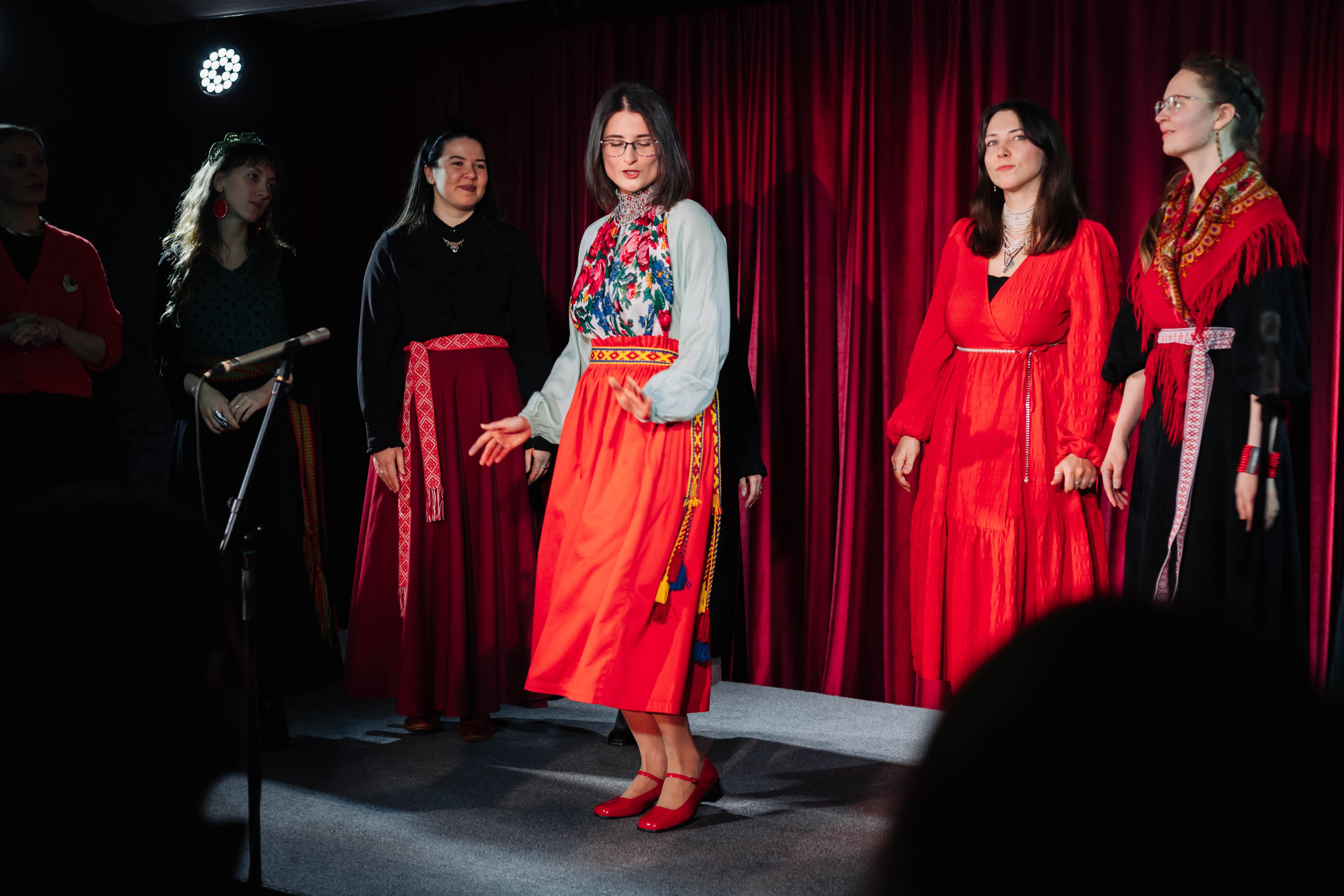 Концерт народных песен. Mihrum Production — съёмки в Санкт-Петербурге