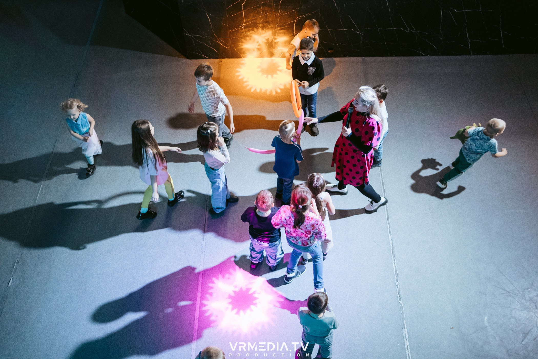 Baby time в баре «Друзья»