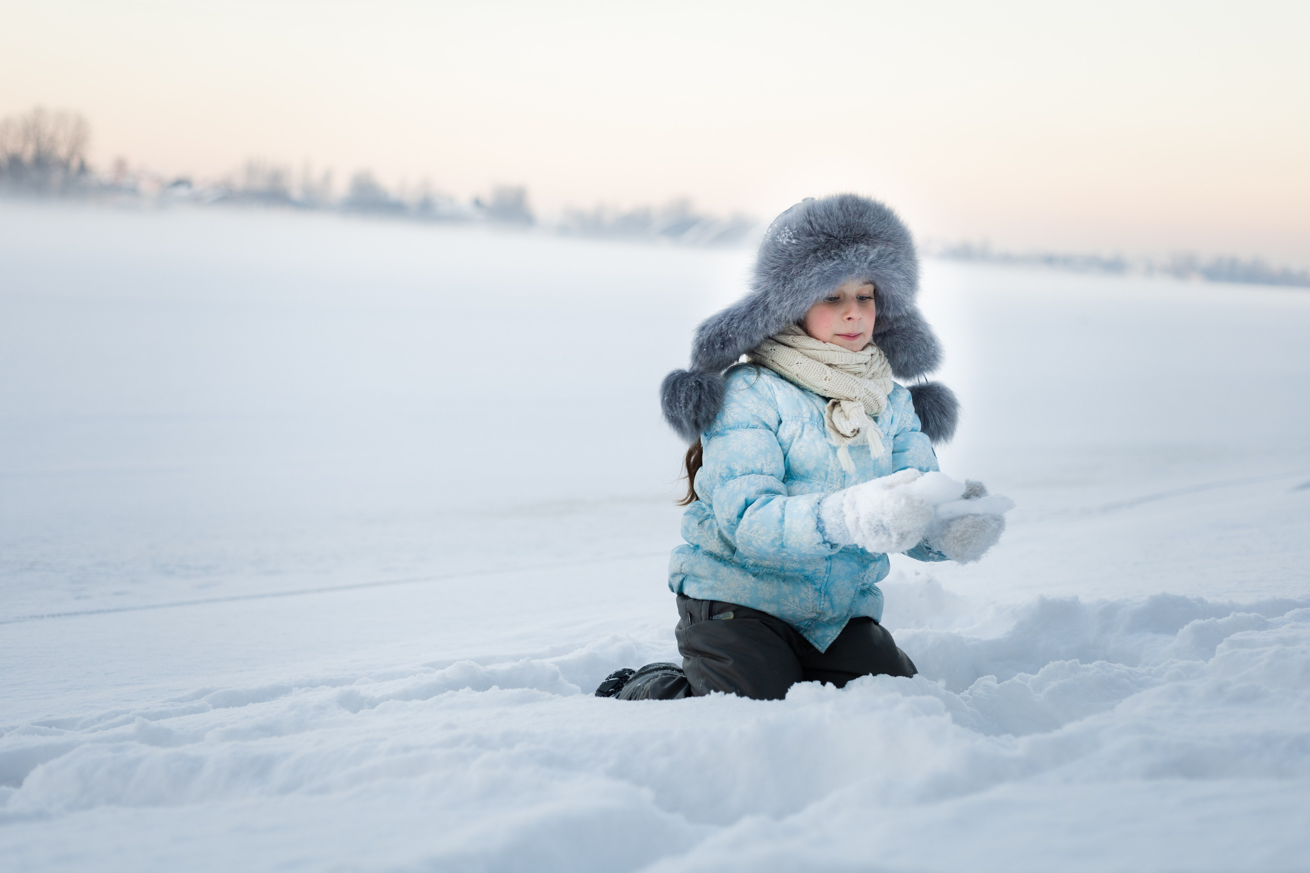 Зимняя прогулка с собакой. Детская фотосессия. Семейный и детский фотограф в Санкт-Петербурге Павлова Елена