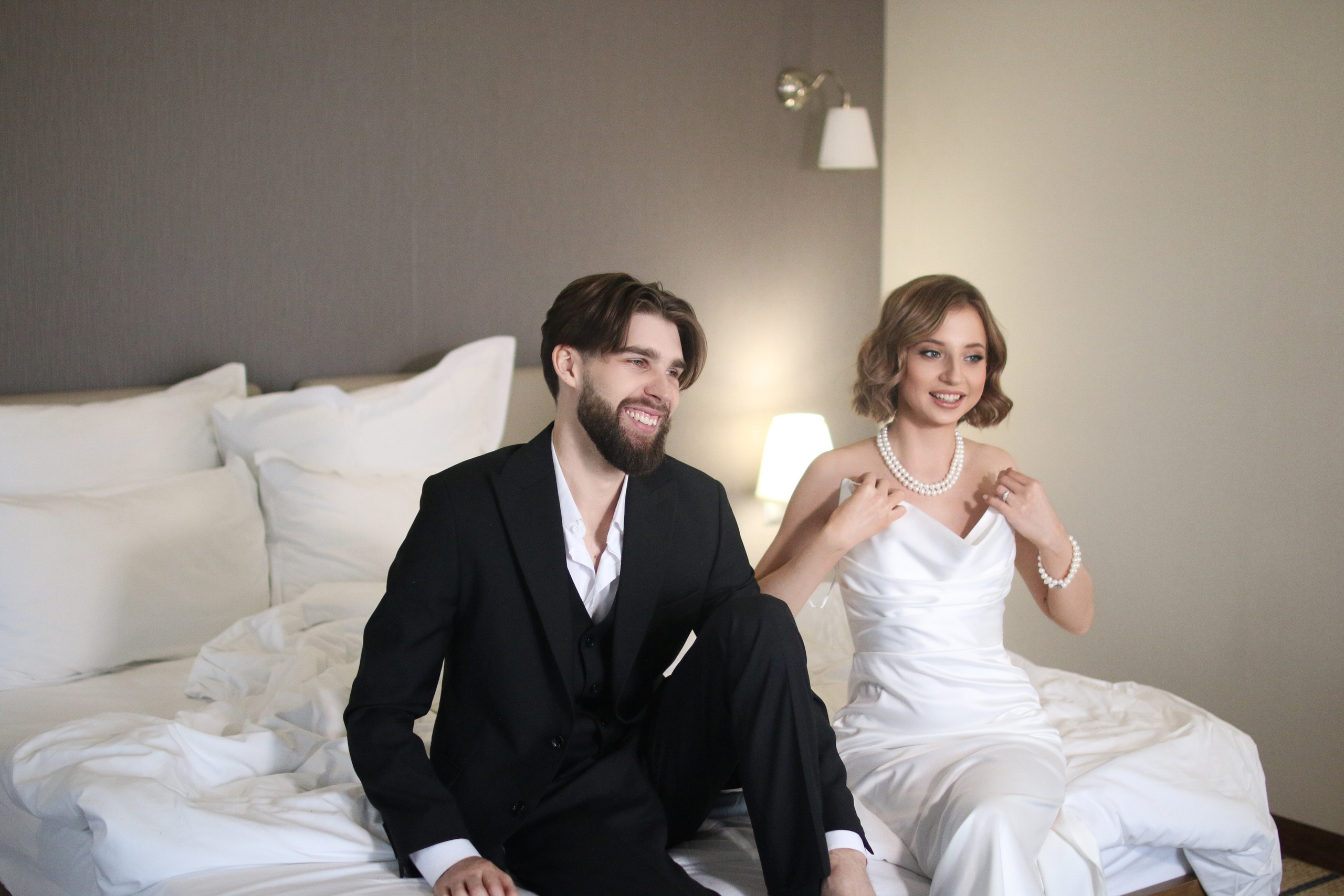 Сборы в отеле (Виталина и Константин). Свадебный и репортажный фотограф Николай Доровских