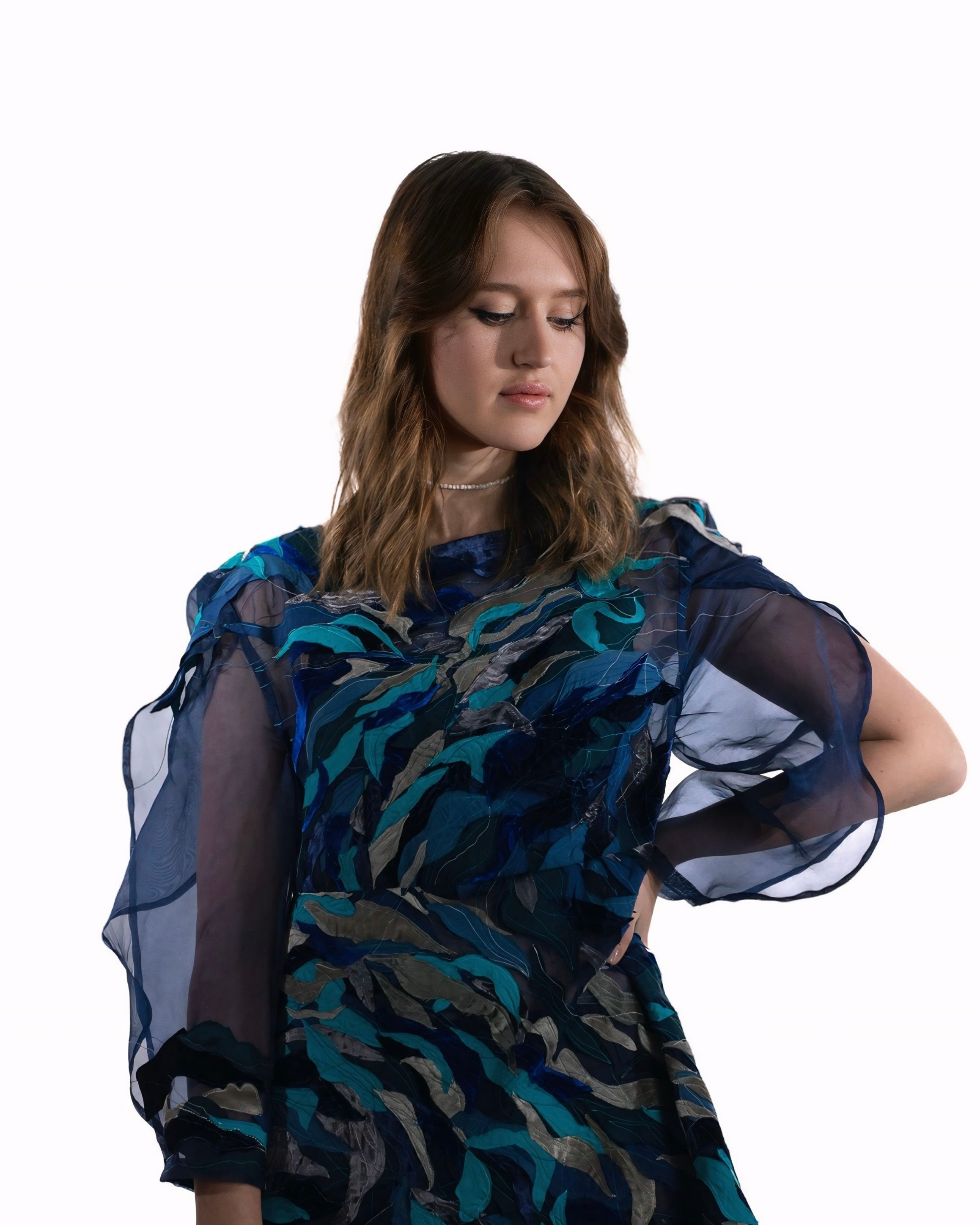 Съёмка дизайнерского платья. Женский фотограф Омск, Екатерина Петрова