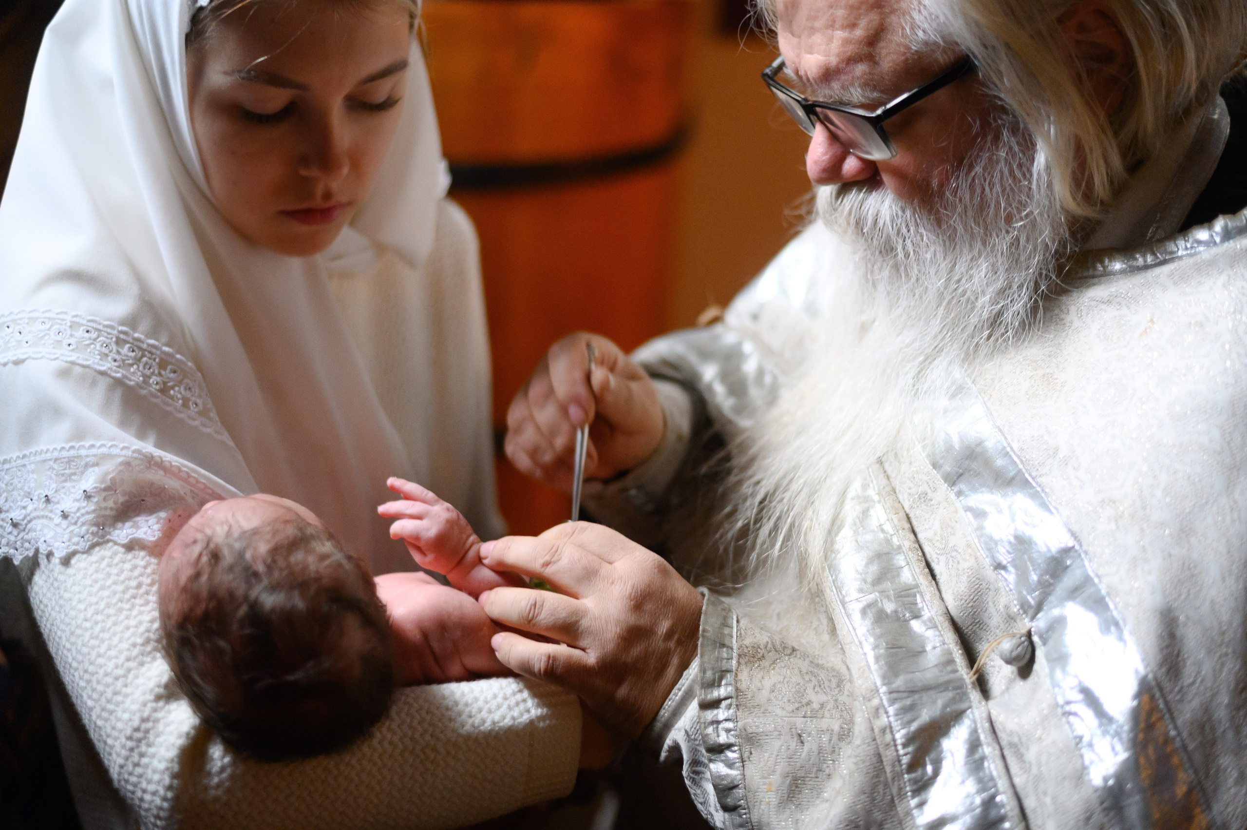 Крещение в Старообрядческом храме (Москва). Семейный и свадебный фотограф в Санкт-Петербурге Серафима Смирнова