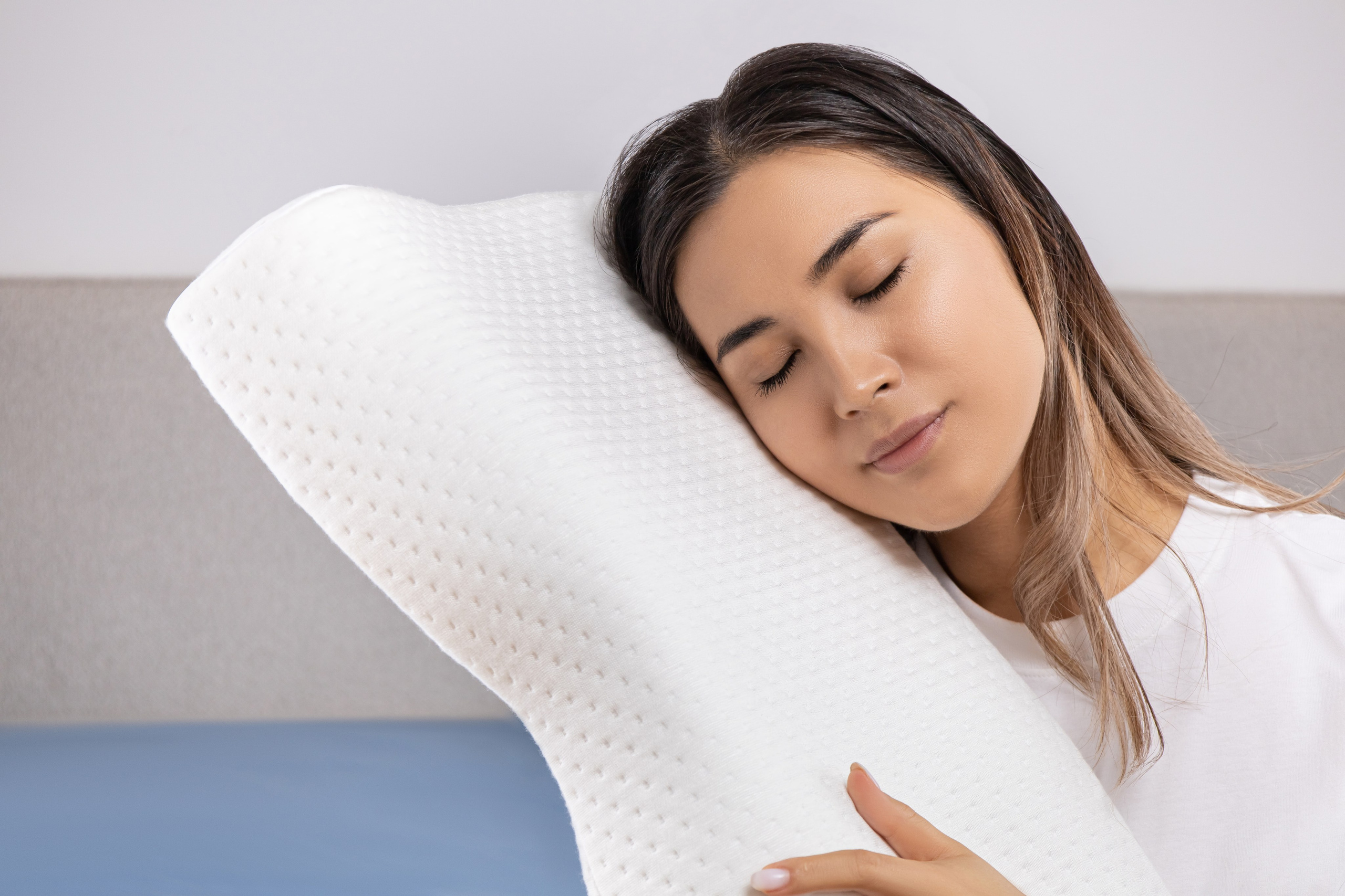 Предметная фотосъемка в интерьере Астана. Рекламный фуд фотограф и видеограф в Астане Алина Лысенко