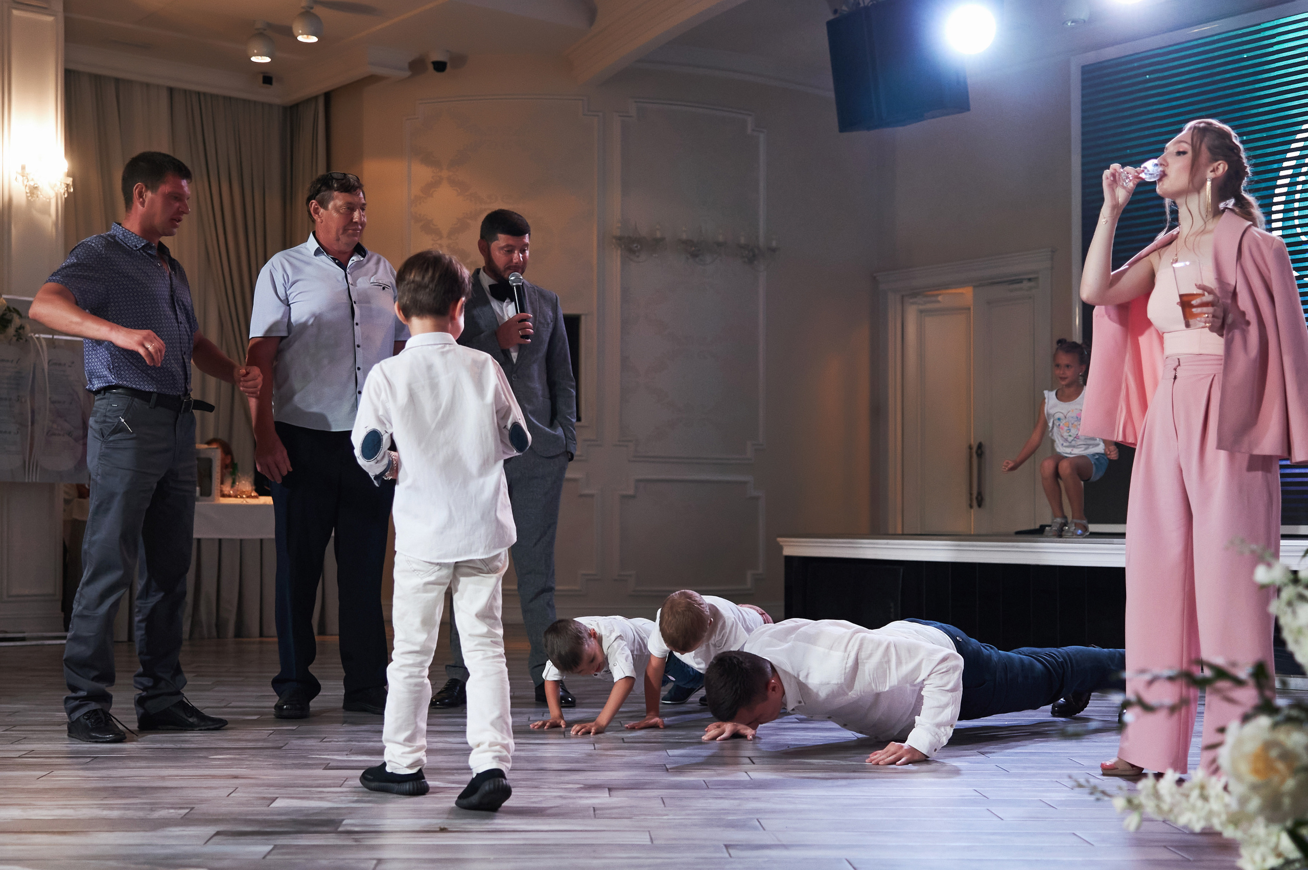 Свадьба в Краснодаре с выездной регистрацией в горпарке. Свадебный, детский и семейный, интерьерный фотограф в Краснодаре