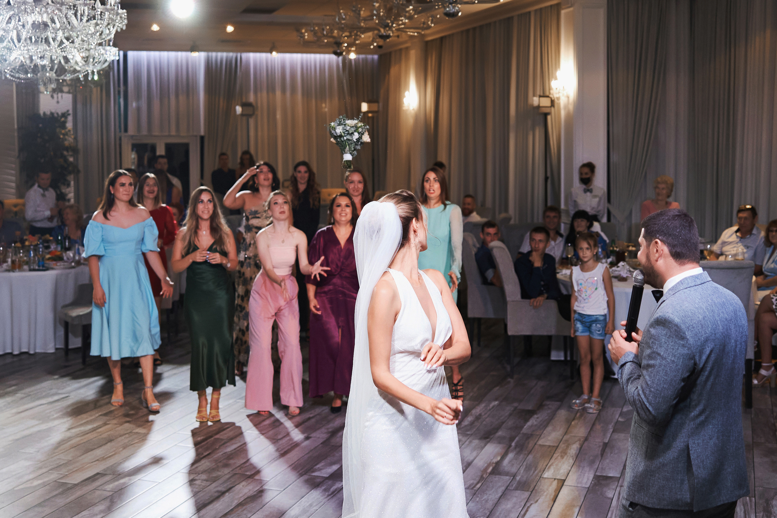 Свадьба в Краснодаре с выездной регистрацией в горпарке. Свадебный, детский и семейный, интерьерный фотограф в Краснодаре