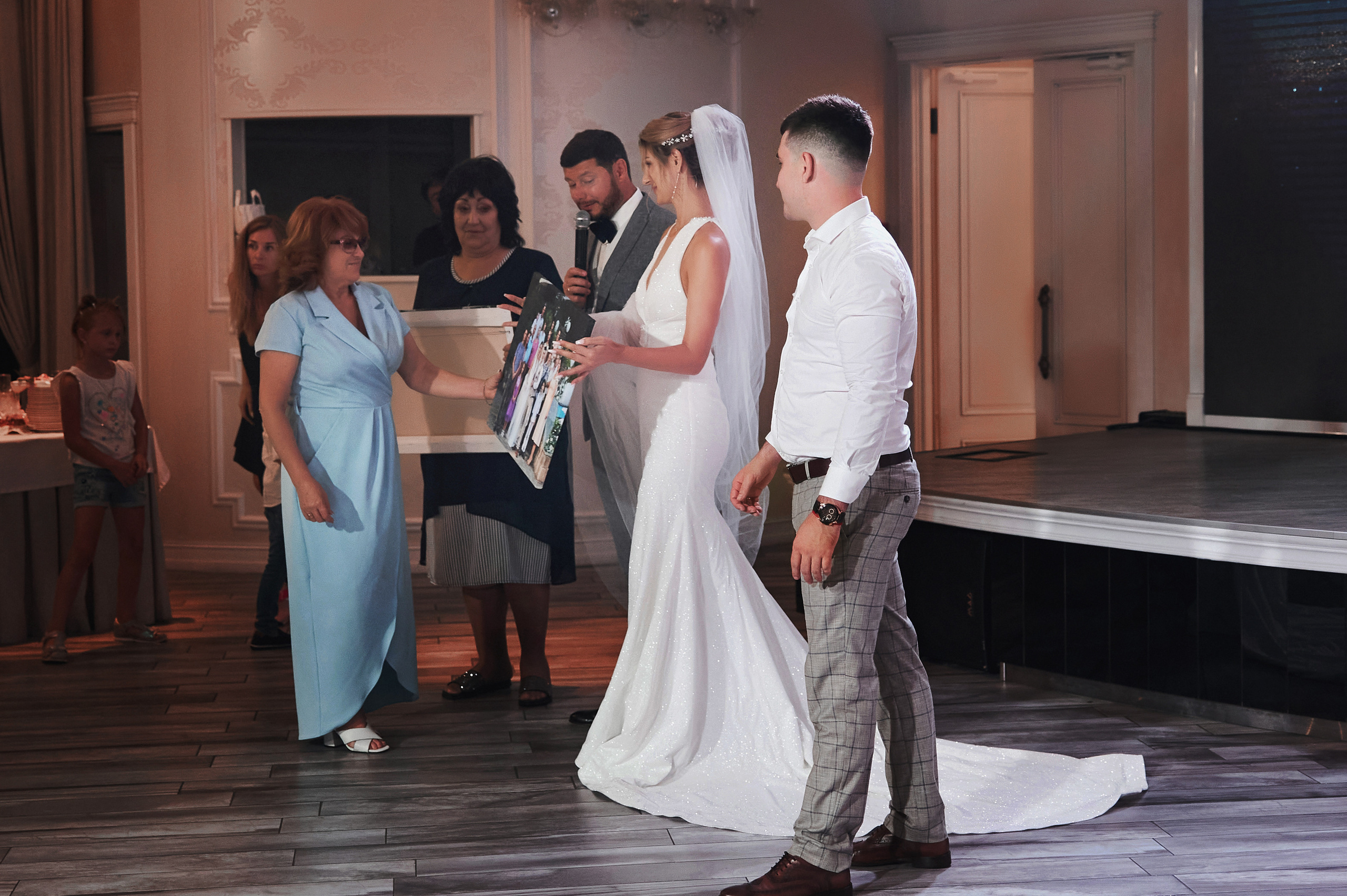 Свадьба в Краснодаре с выездной регистрацией в горпарке. Свадебный, детский и семейный, интерьерный фотограф в Краснодаре