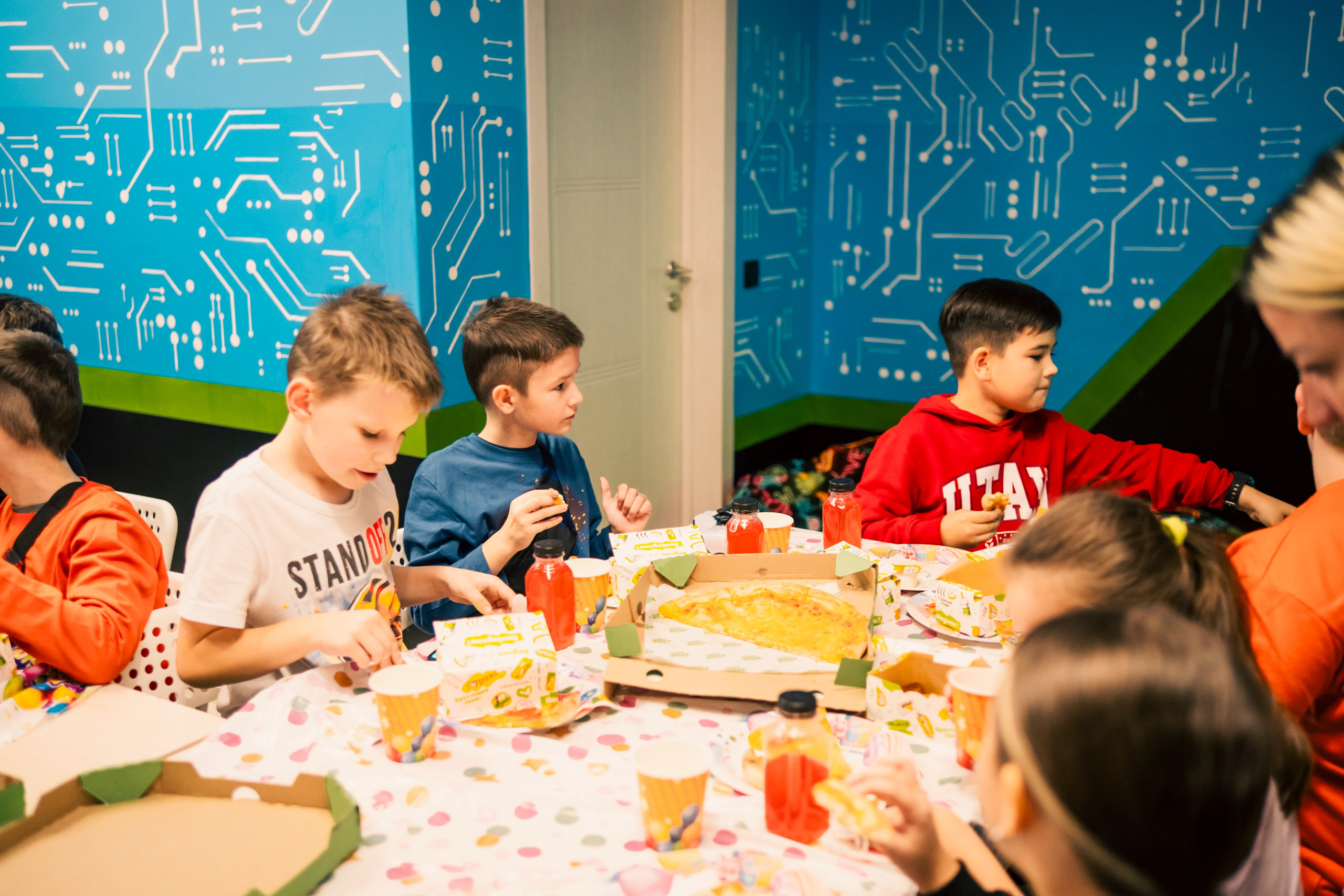 VR (September-October 2024). Felixtones