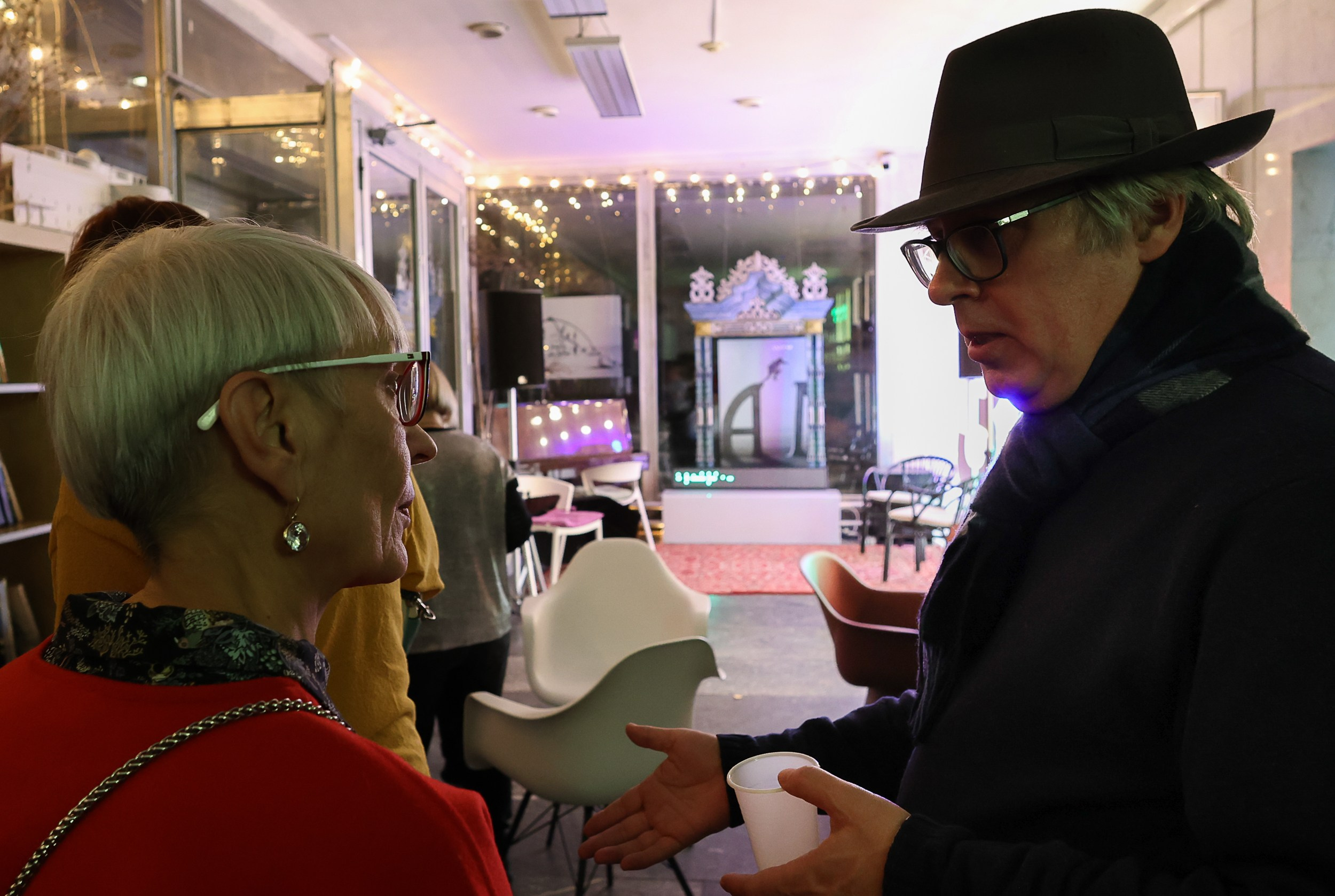 УРАВНЕНИЕ С НЕИЗВЕСТНЫМИ Фотовыставка Надежды Найденовой в КЦ ЗИЛ. Reportage, architectural, fine art photographer Lena Melnikova in Moscow