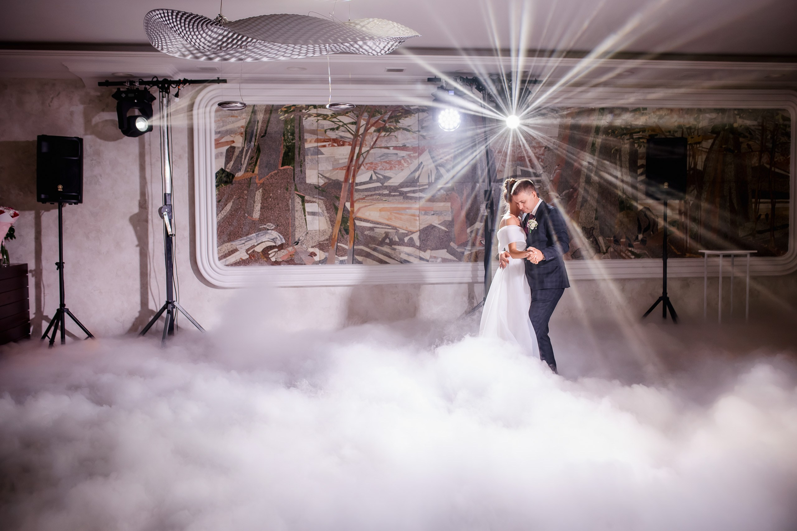 Евгений и Юлия. Совместные сборы. Интурист. Выездная. Фото с Китами. Свадебный фотограф в Хабаровске