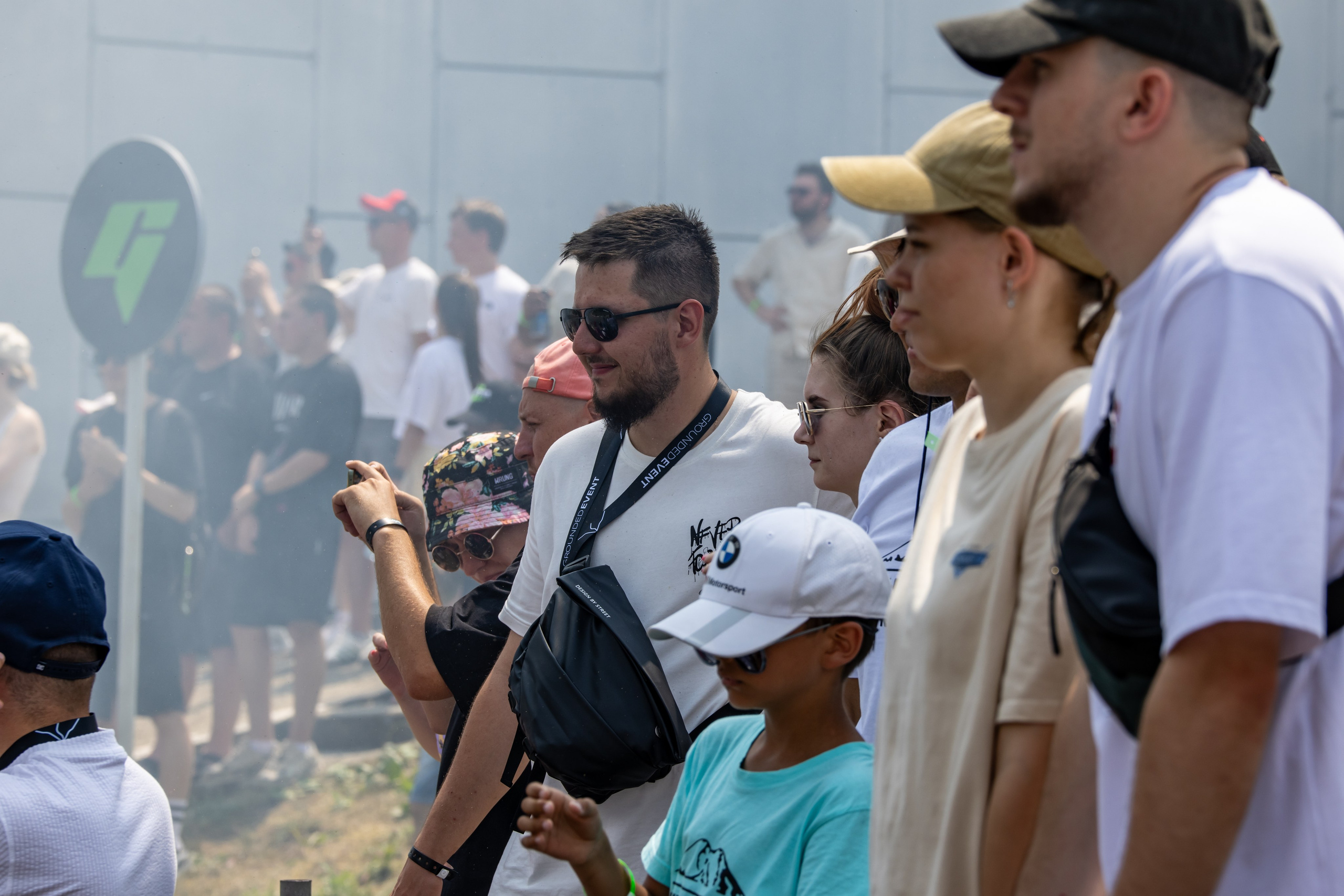 Grounded event. Репортажная, студийная, свадебная, автоспорт, коммерческая, фотосессия: Фотографы Николай и Елена DvoTar