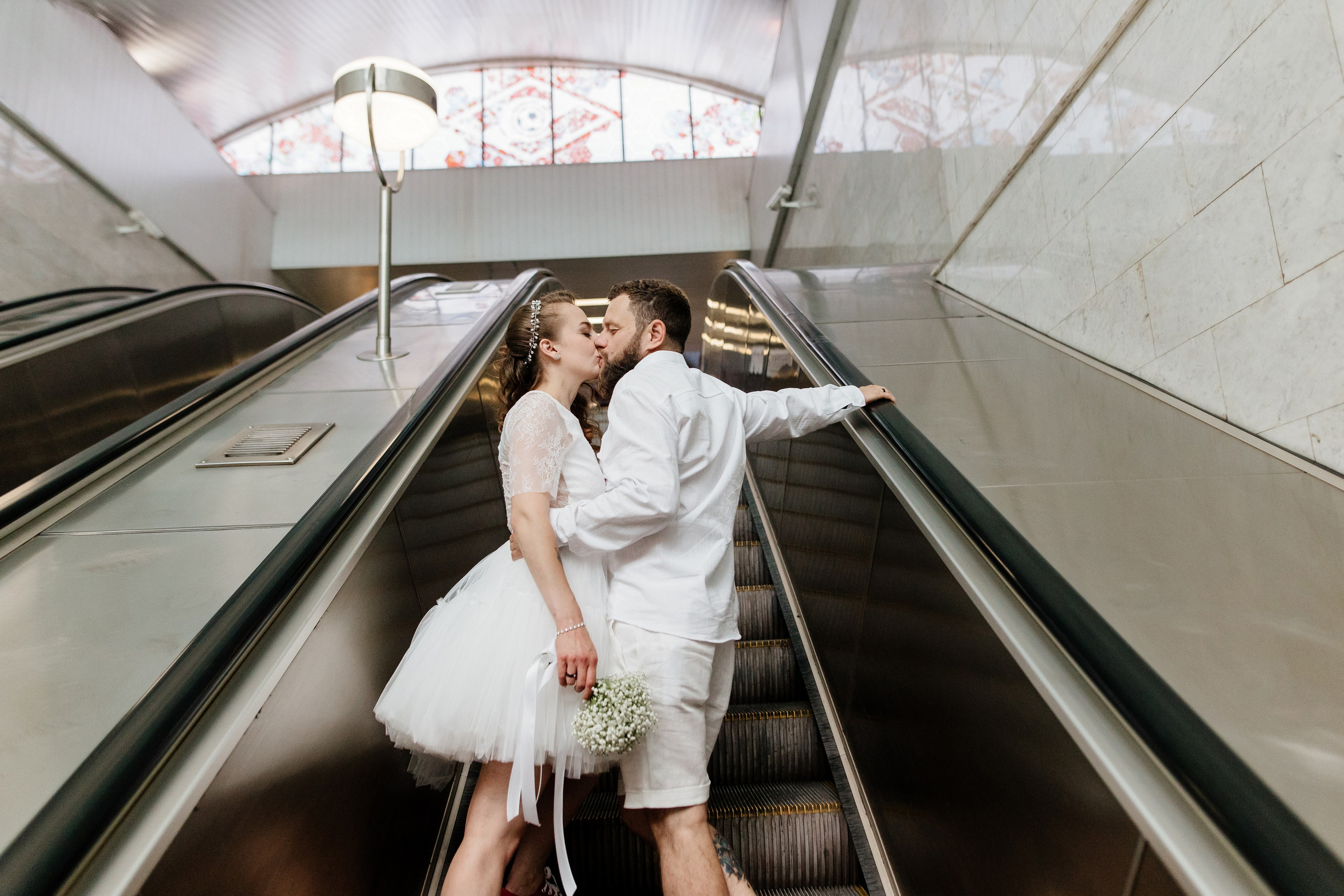 Свадьба на стадионе Спартак Лукойл Арена, свадьба на Северном речном вокзале, свадьба в метро, новые адреса счастья. Свадебный и семейный фотограф Екатерина Иванова