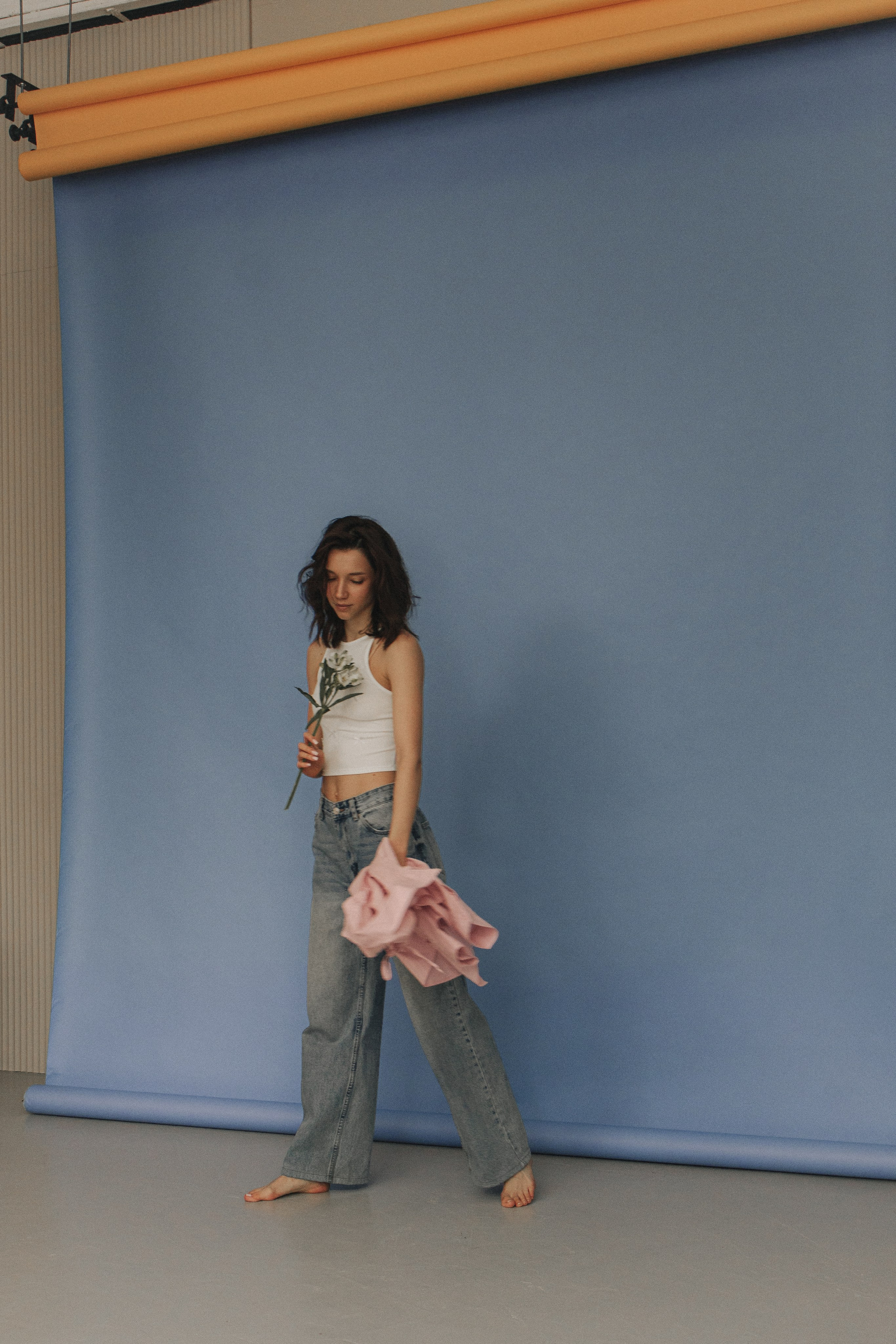 Софья. Весенняя фотосессия в студии. Семейный и женский фотограф Москва Юлия Левада