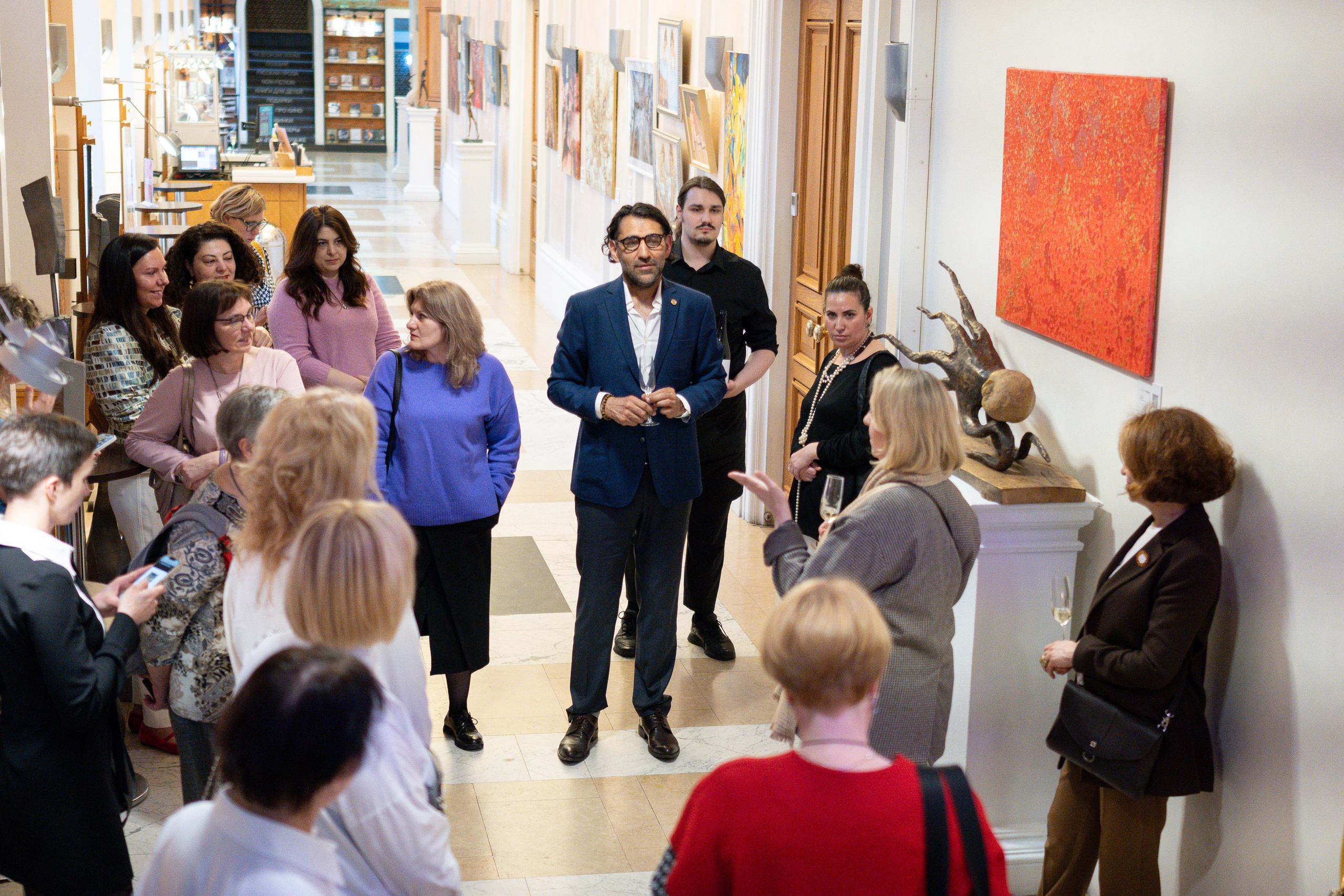 Выставка «Мы и Майя» — экскурсия и дегустационный ужин. Фотограф и видеограф в Москве Анна Матюхина