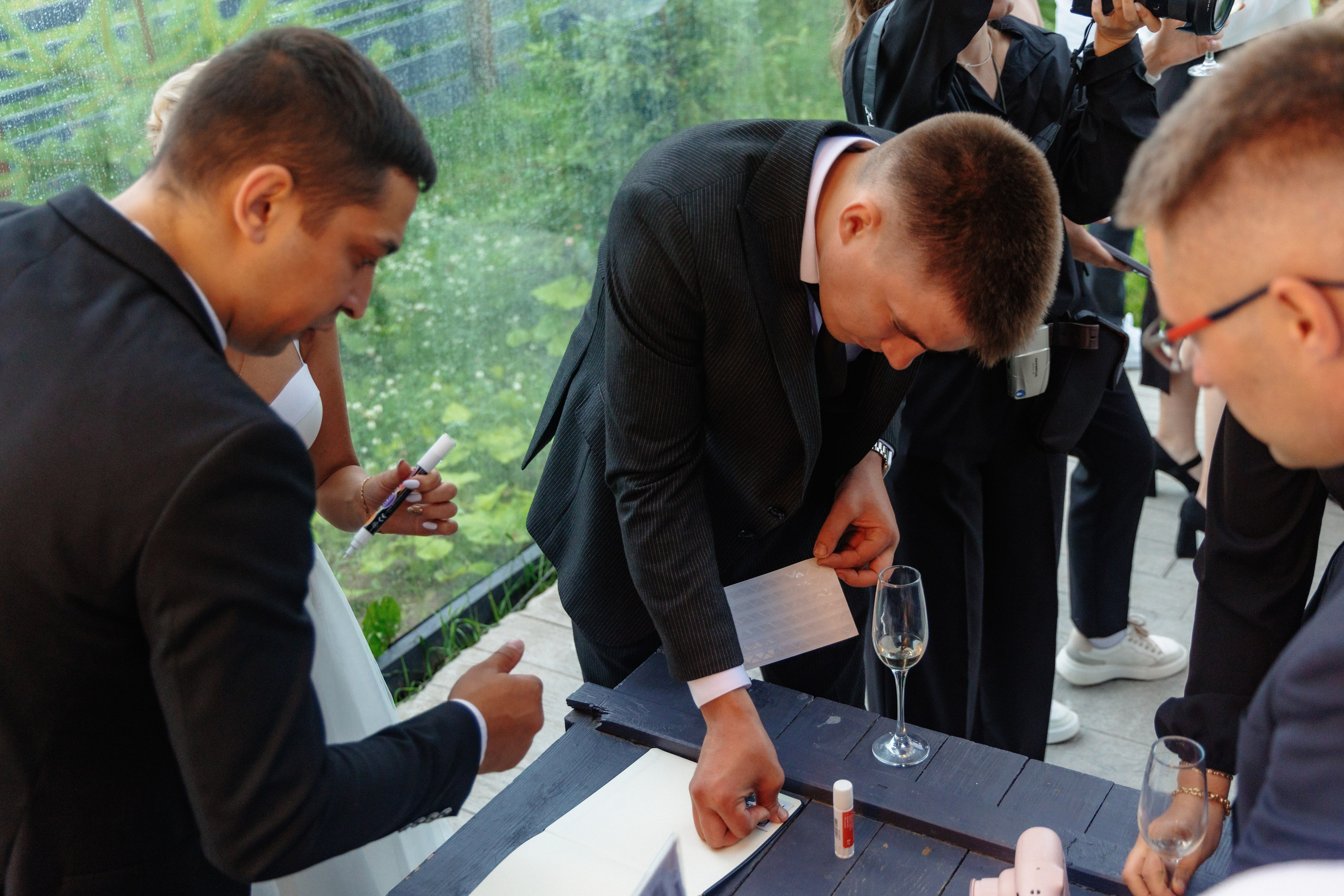 Данил и Любовь, мои фото с этого праздника. я был гость). Свадебный и семейный фотограф в г. Волхов Алексей Кочерыжкин