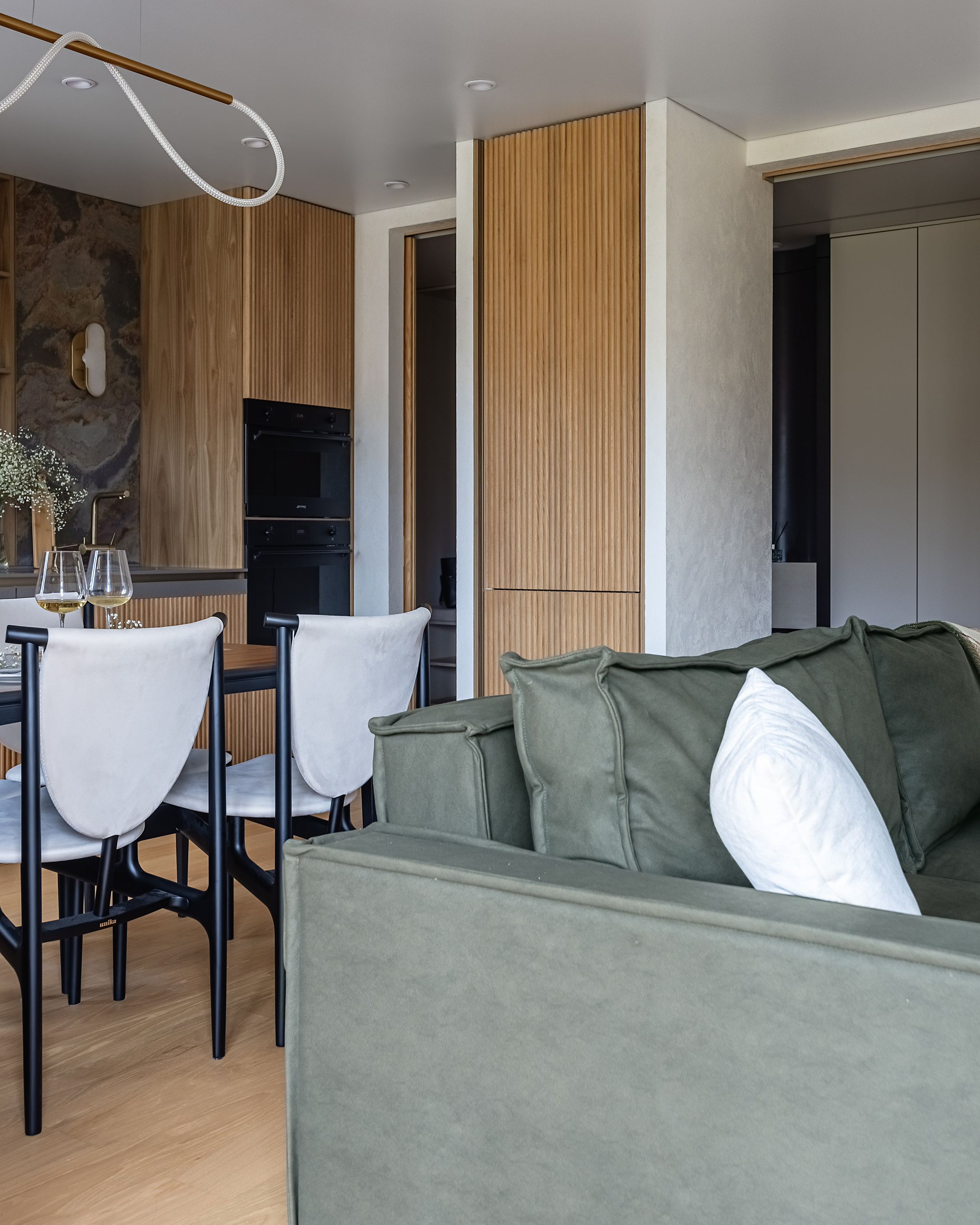 Гагарина. Фотограф и видеограф в Улан-Удэ: Аюна Габагуева и Артём Шаханов