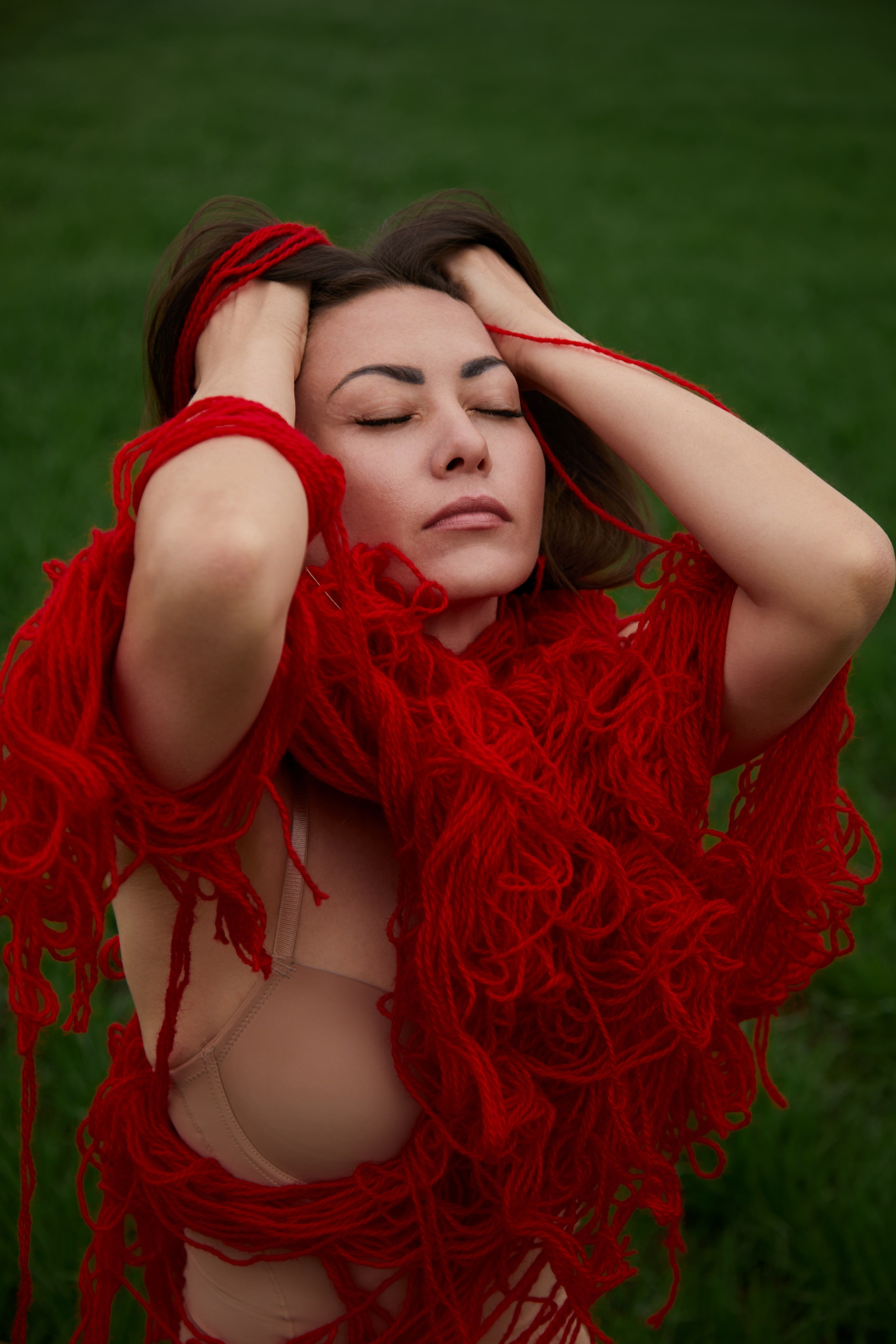 «Красная нить». Свадебный и креативный фотограф в ЮФО и МСК