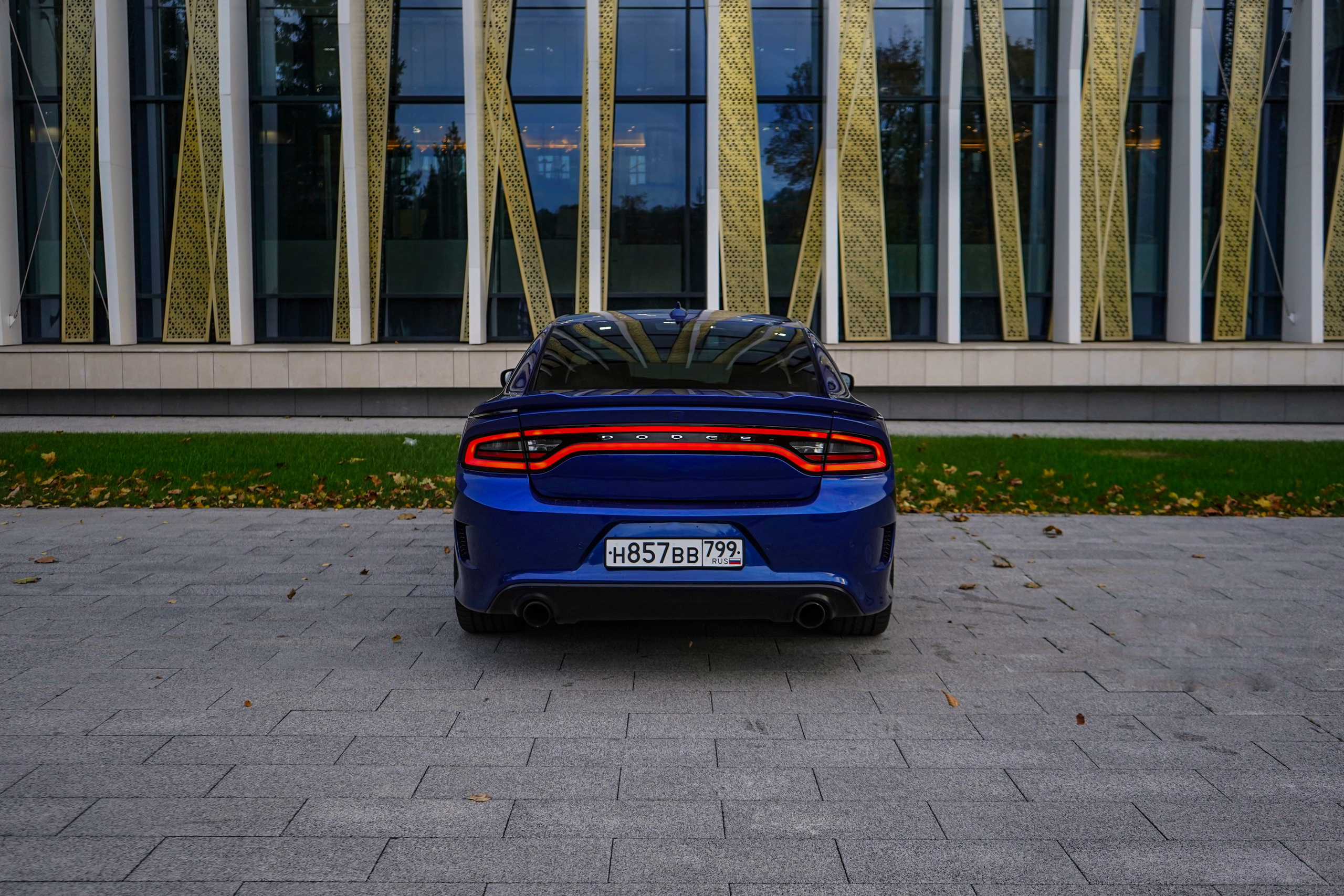 Dodge Charger Hellcat. Автомобильный фотограф Шакая Кирилл