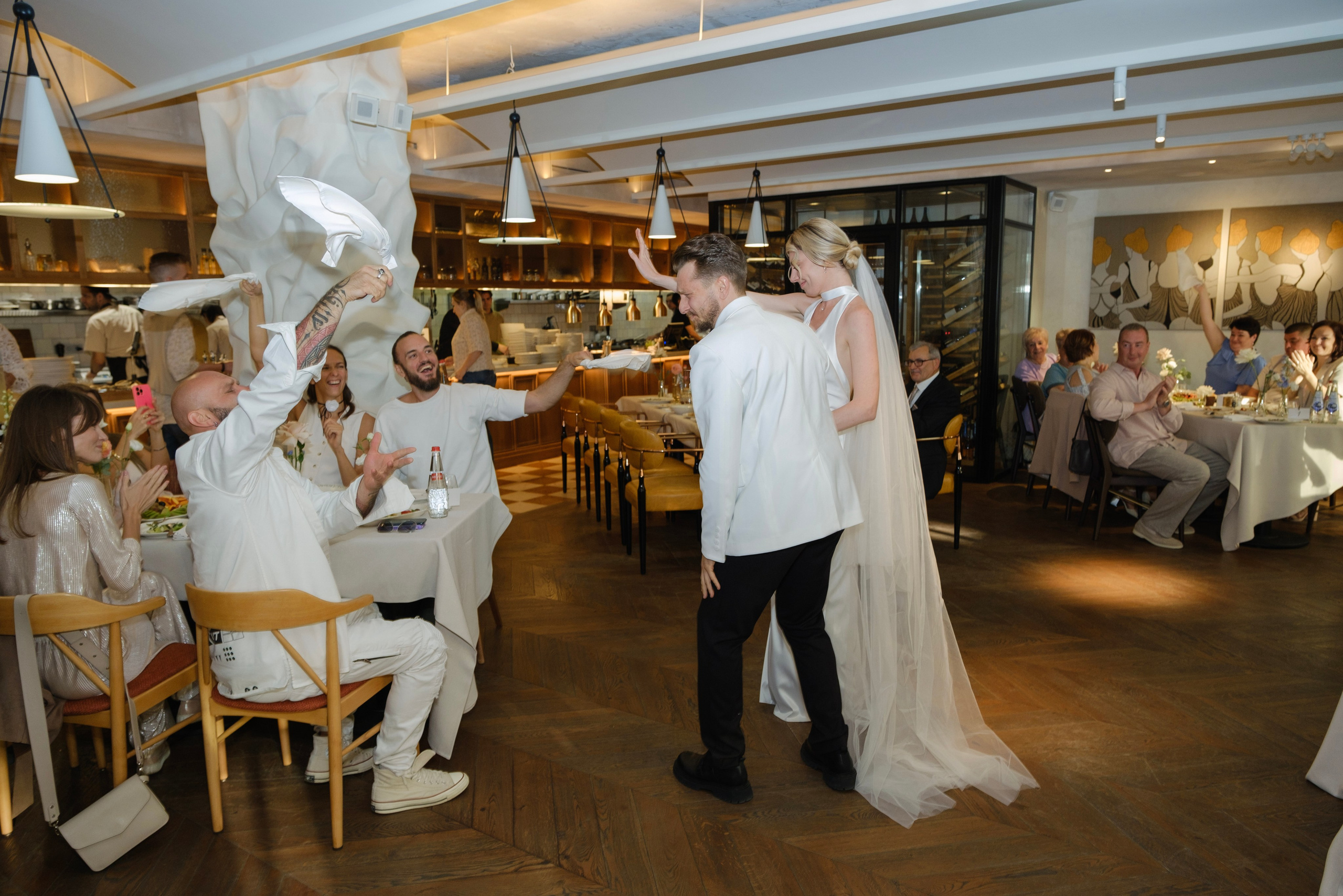 Alexander Alina. Wedding photographer