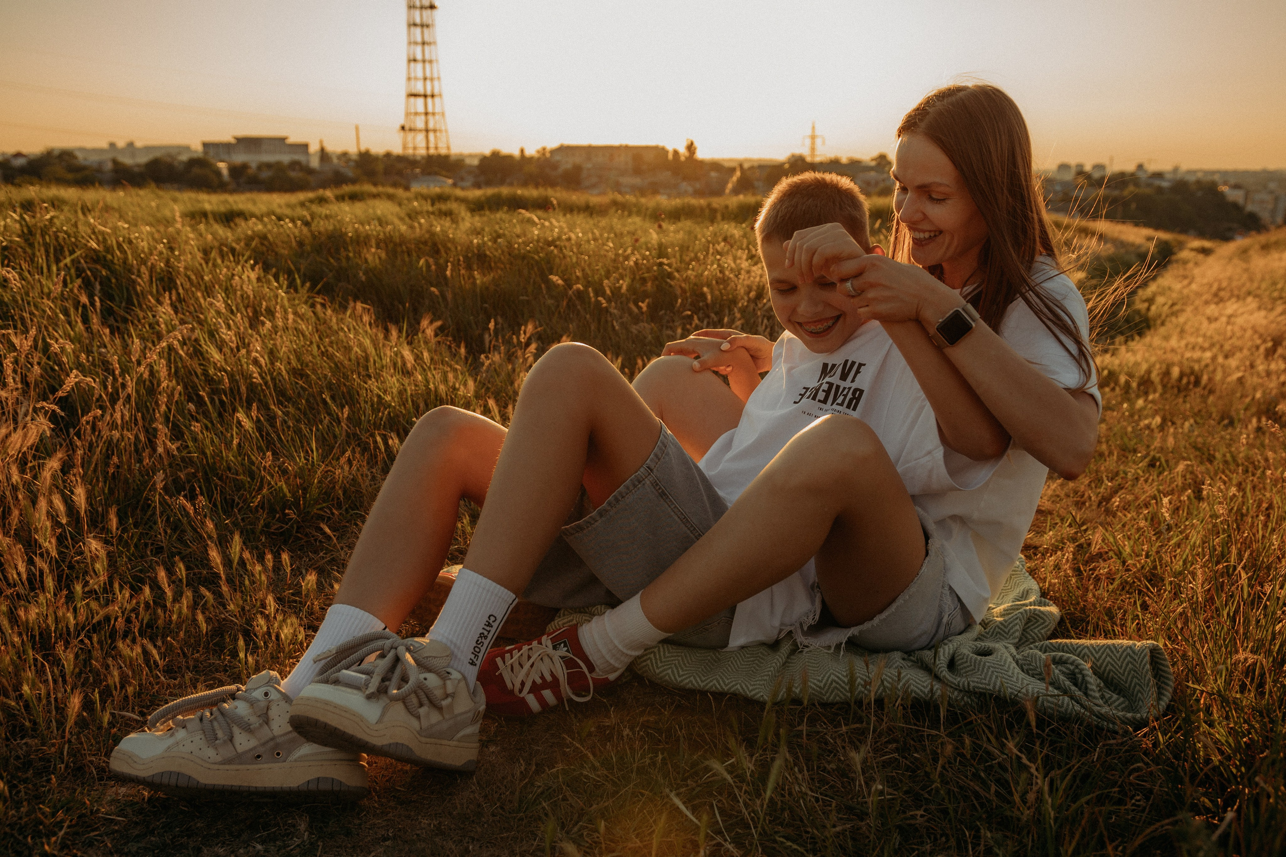 «Зажигать для тебя маяки». Условия и стоимость