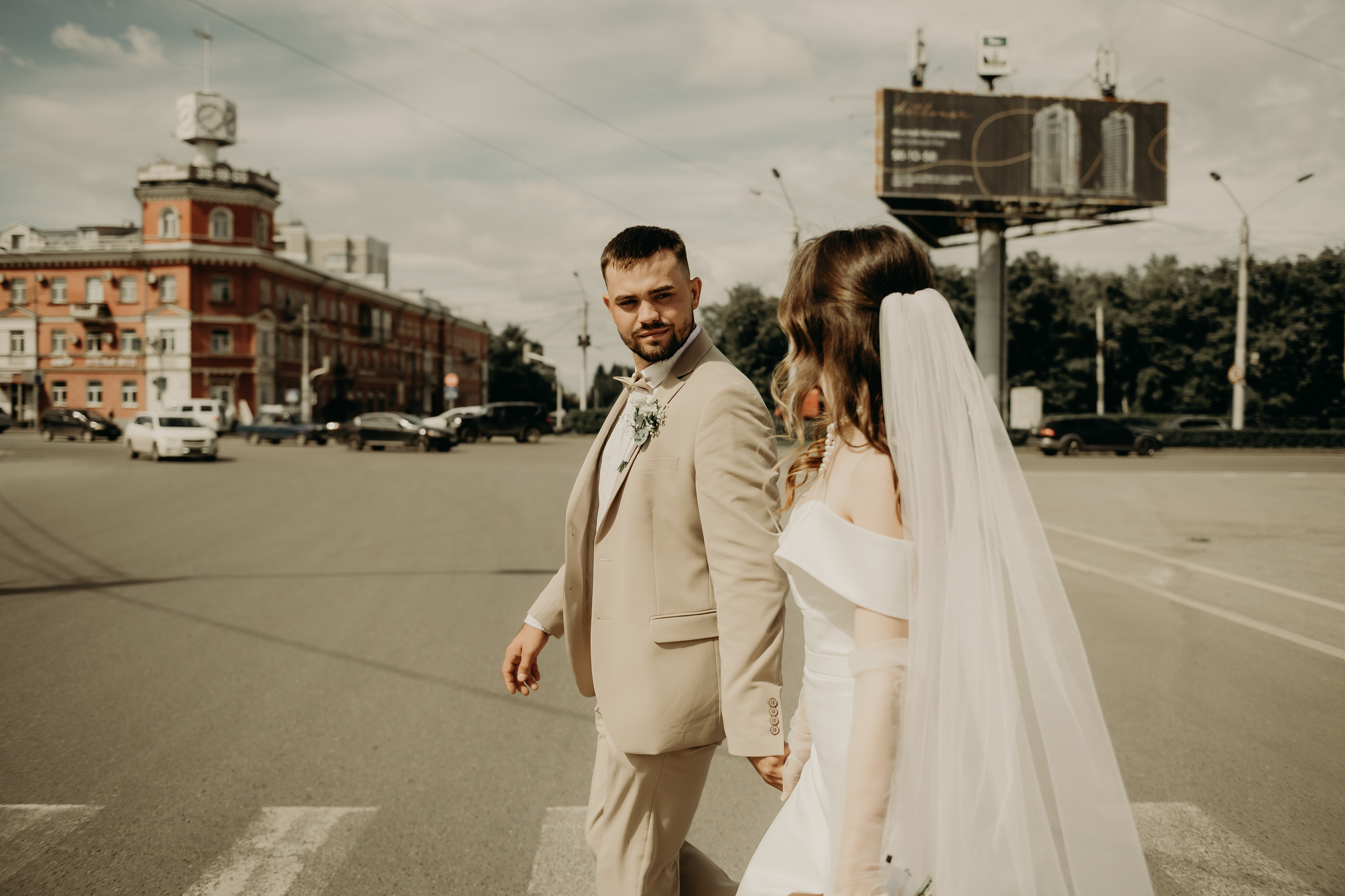 Свадебные фотографии. Фотограф в Барнауле Дарья Бутурлакина. Люби.Цени.Касайся
