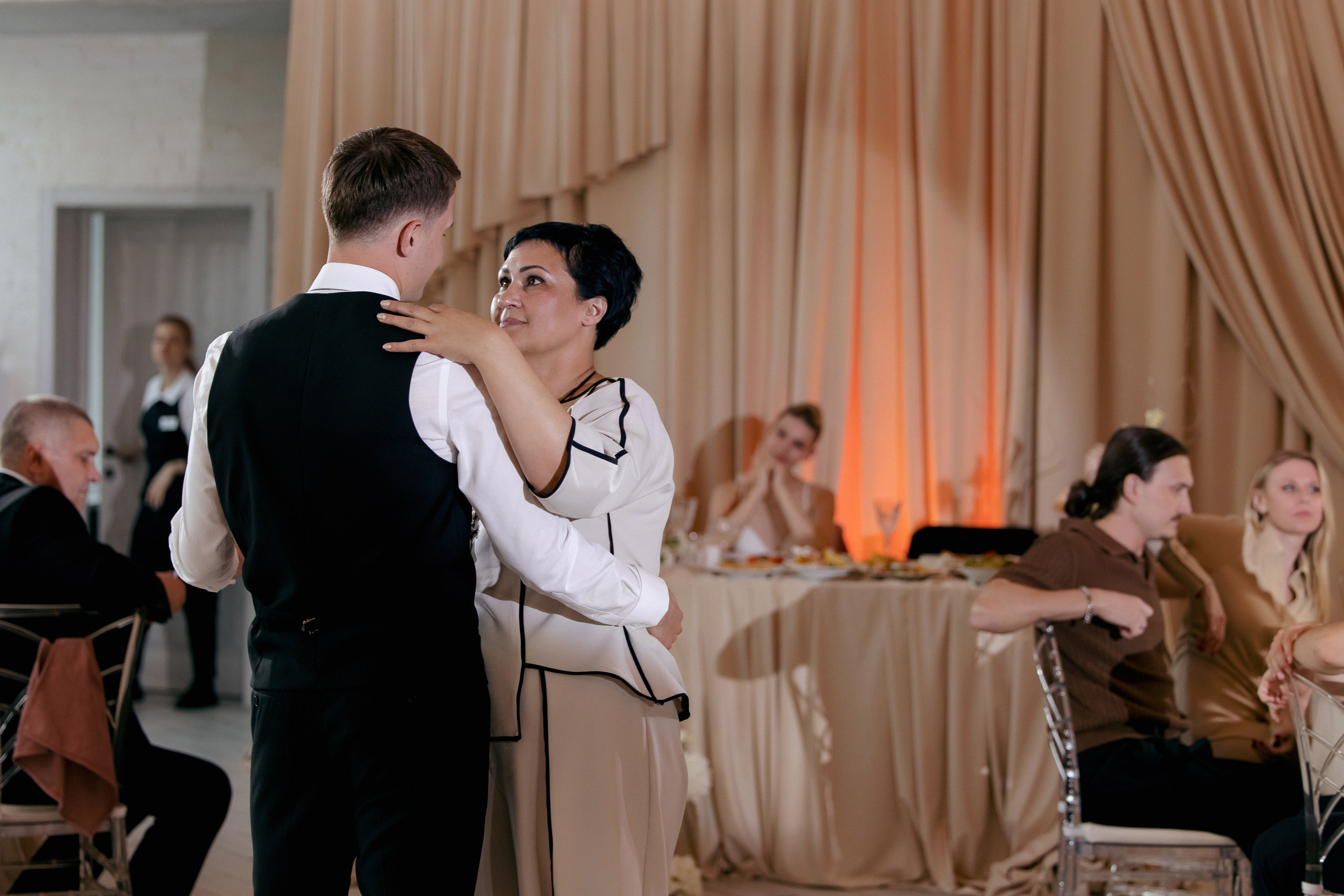 Свадебная фотосессия Настя, Макс и Карюша. Свадебный фотограф Москва