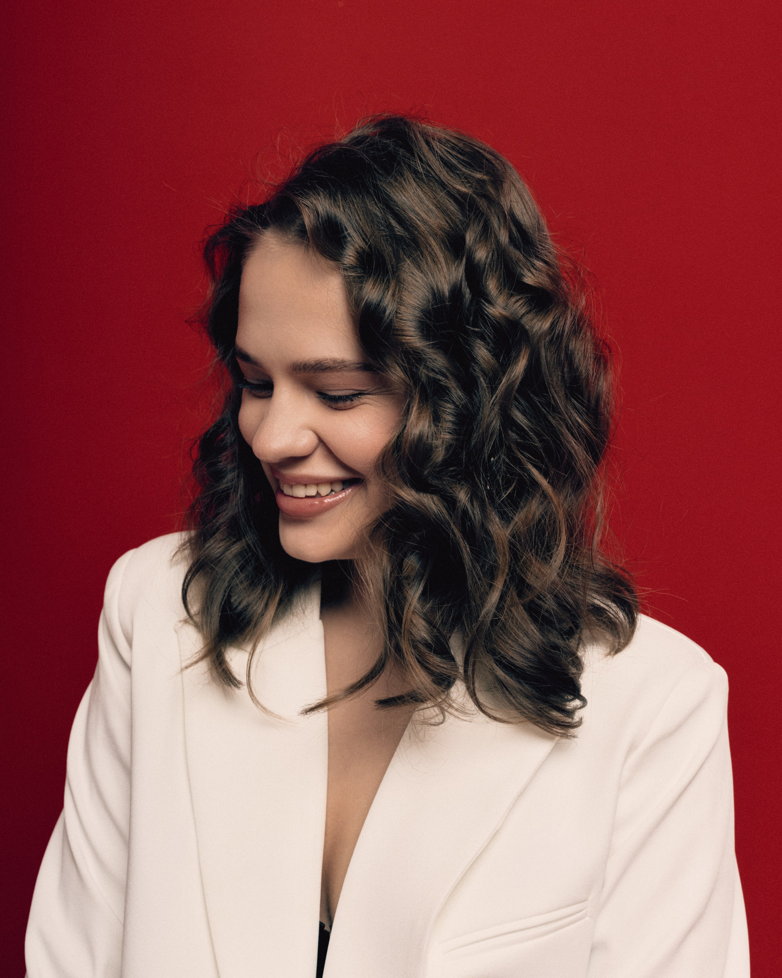 креативный женский деловой портрет в студии