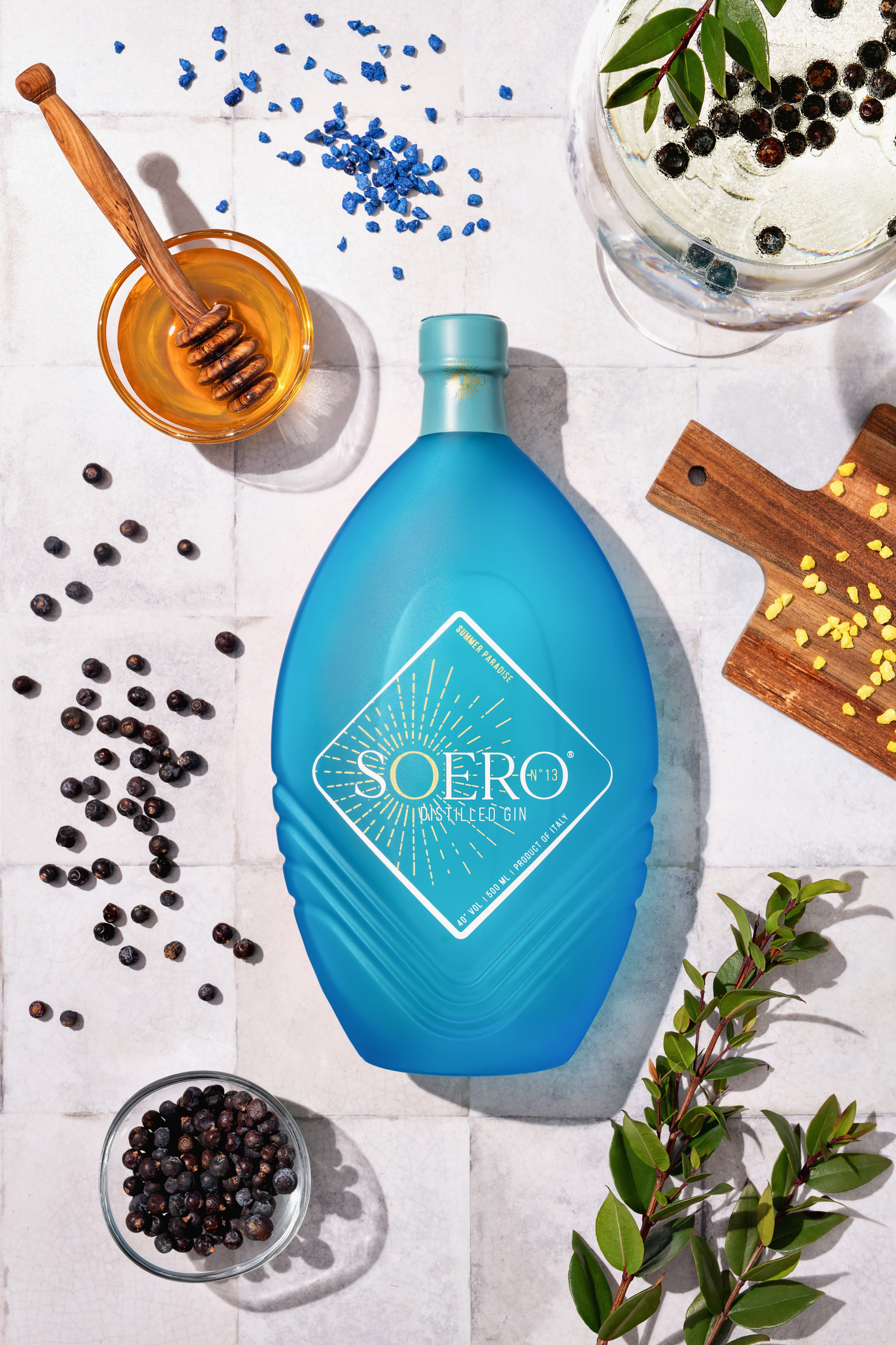 SOERO GIN. Retouching, photo editing, portfolio retoucher