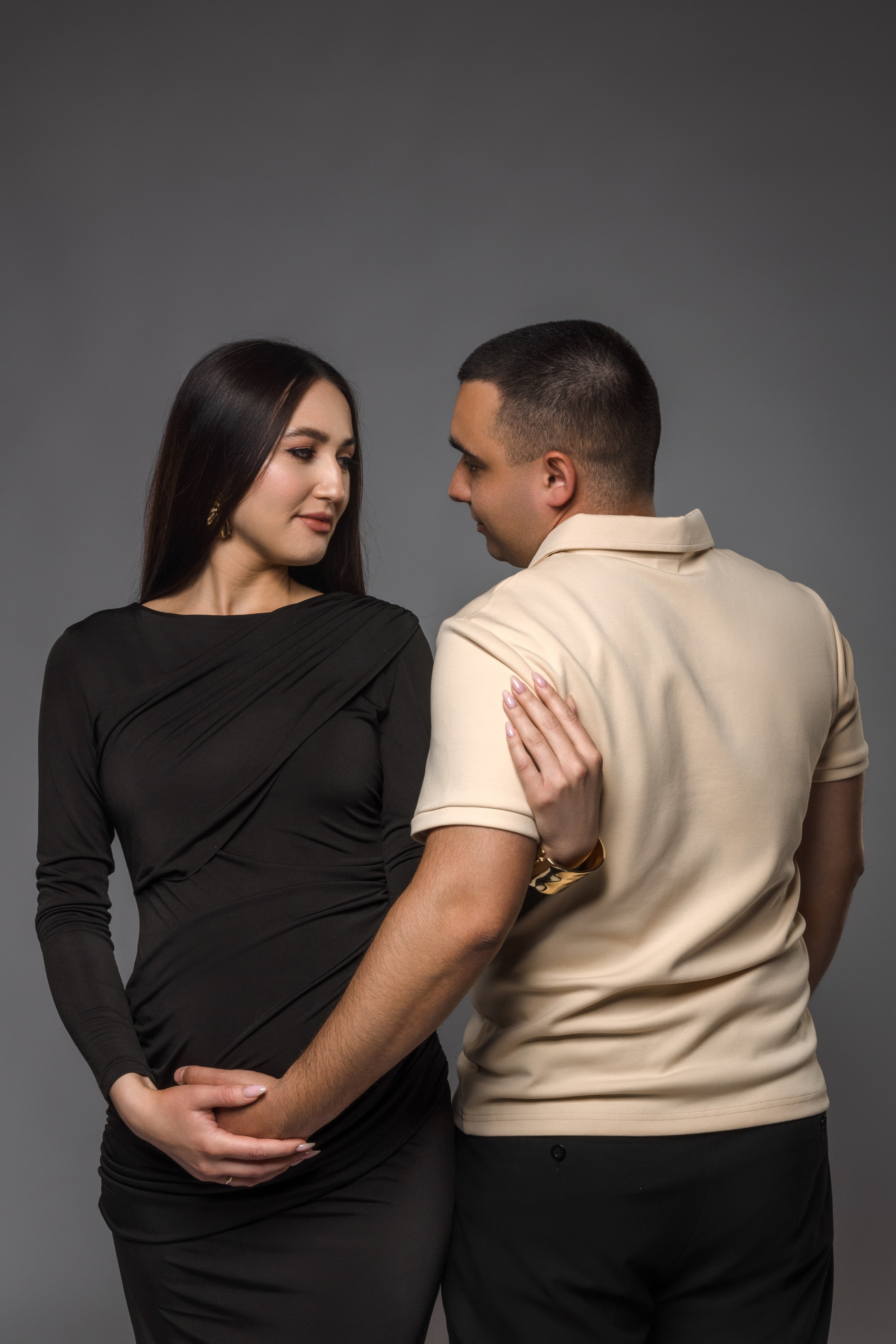 Беременность. Индивидуальные, семейные, студийные съемки в Серпухове и за пределами