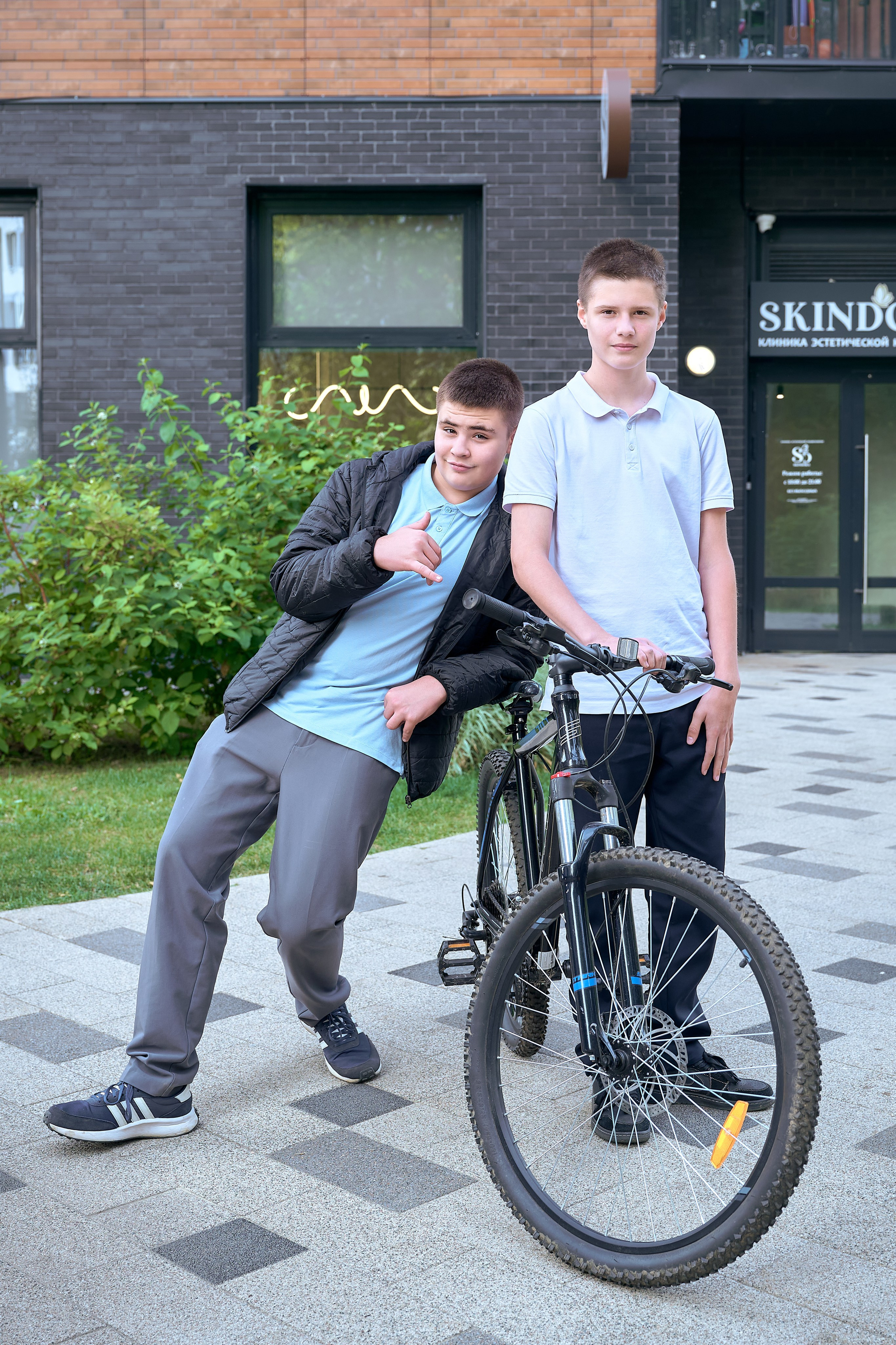 8А в сентябре (Гимназия 13, Одинцово). Школьный и семейный фотограф, Одинцово