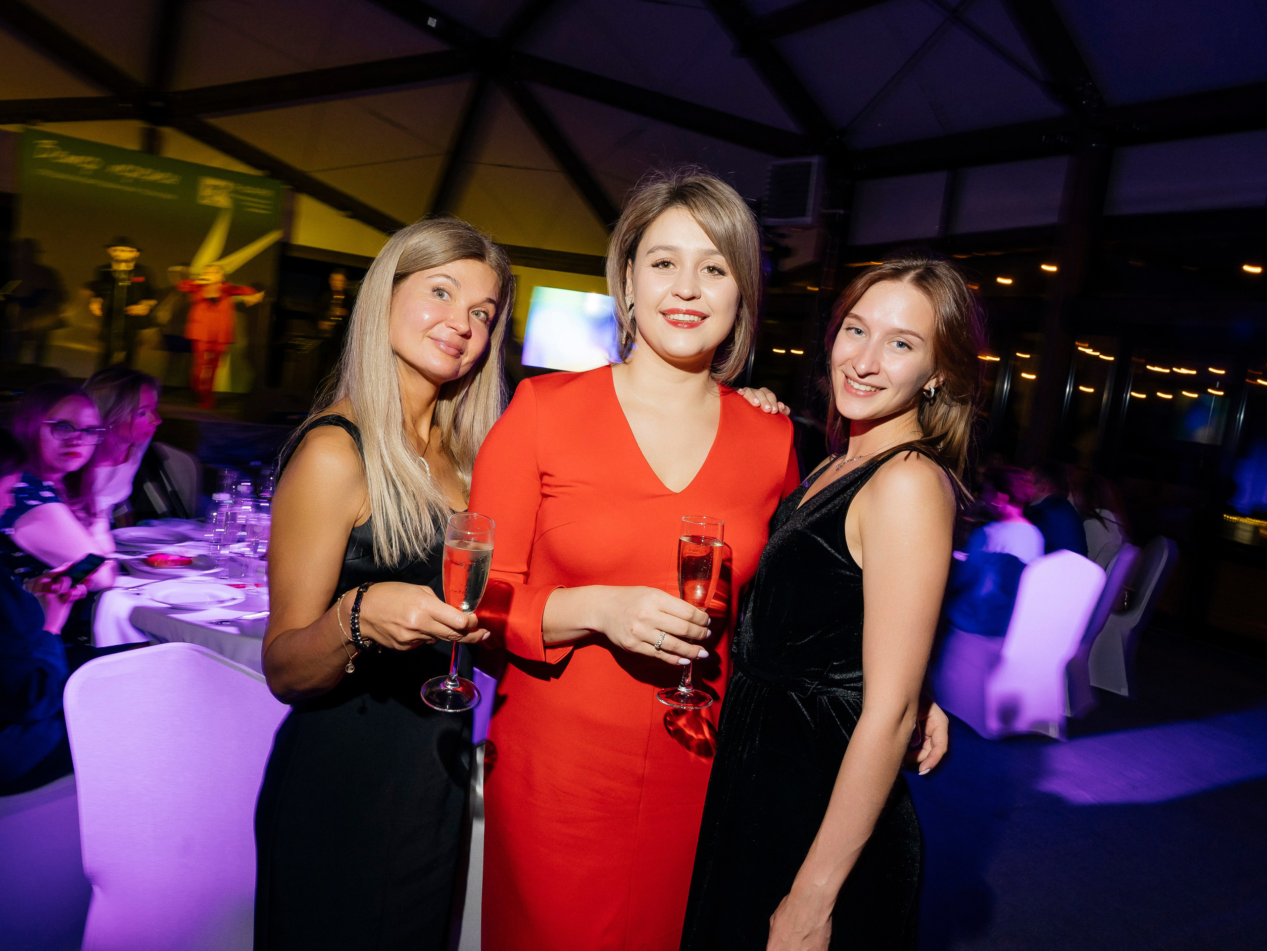 Р Фарм. Свадебный фотограф