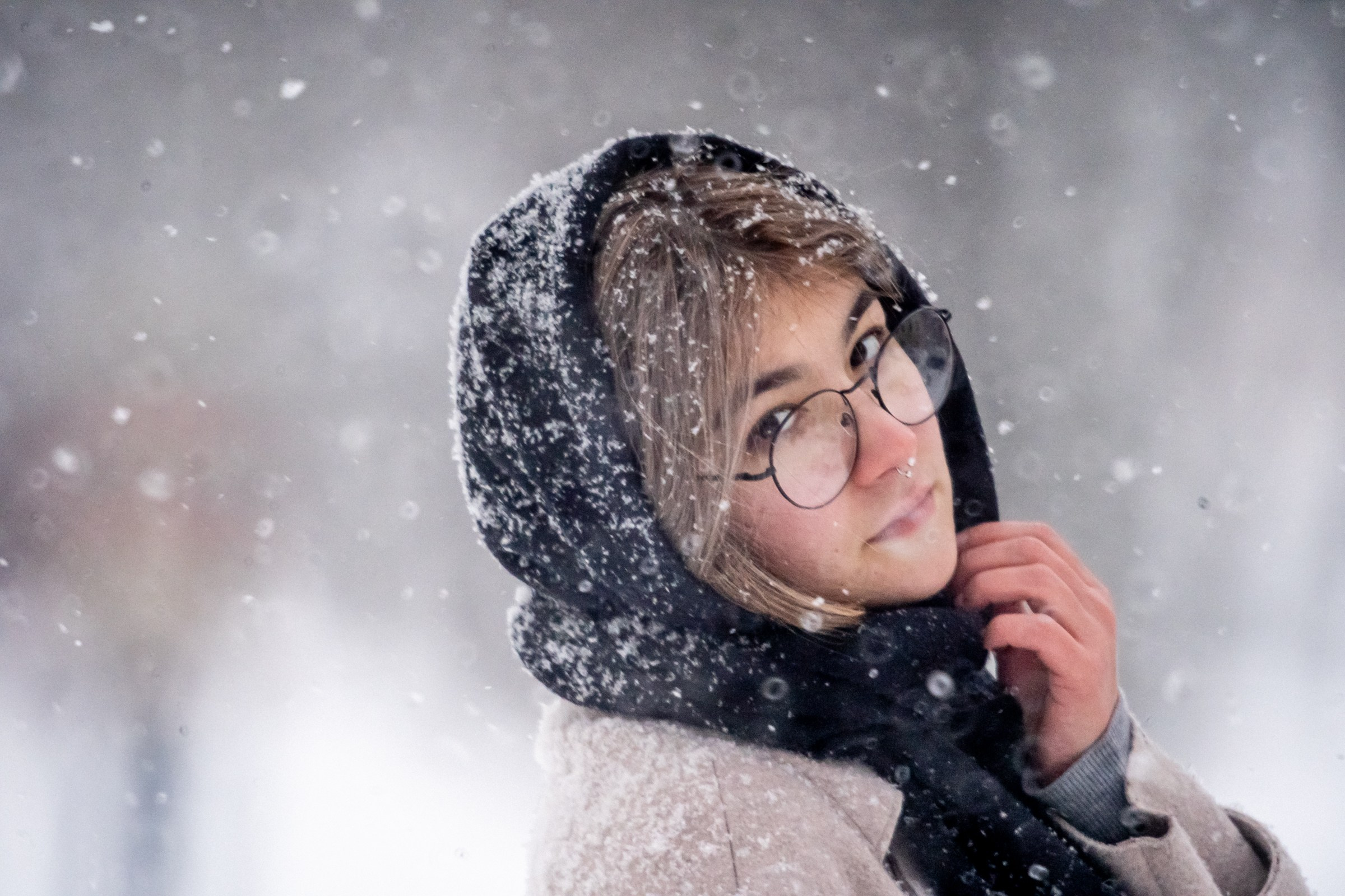 Фрося. Снегопад. Портретный фотограф в Санкт-Петербурге Александр Быстрицкий