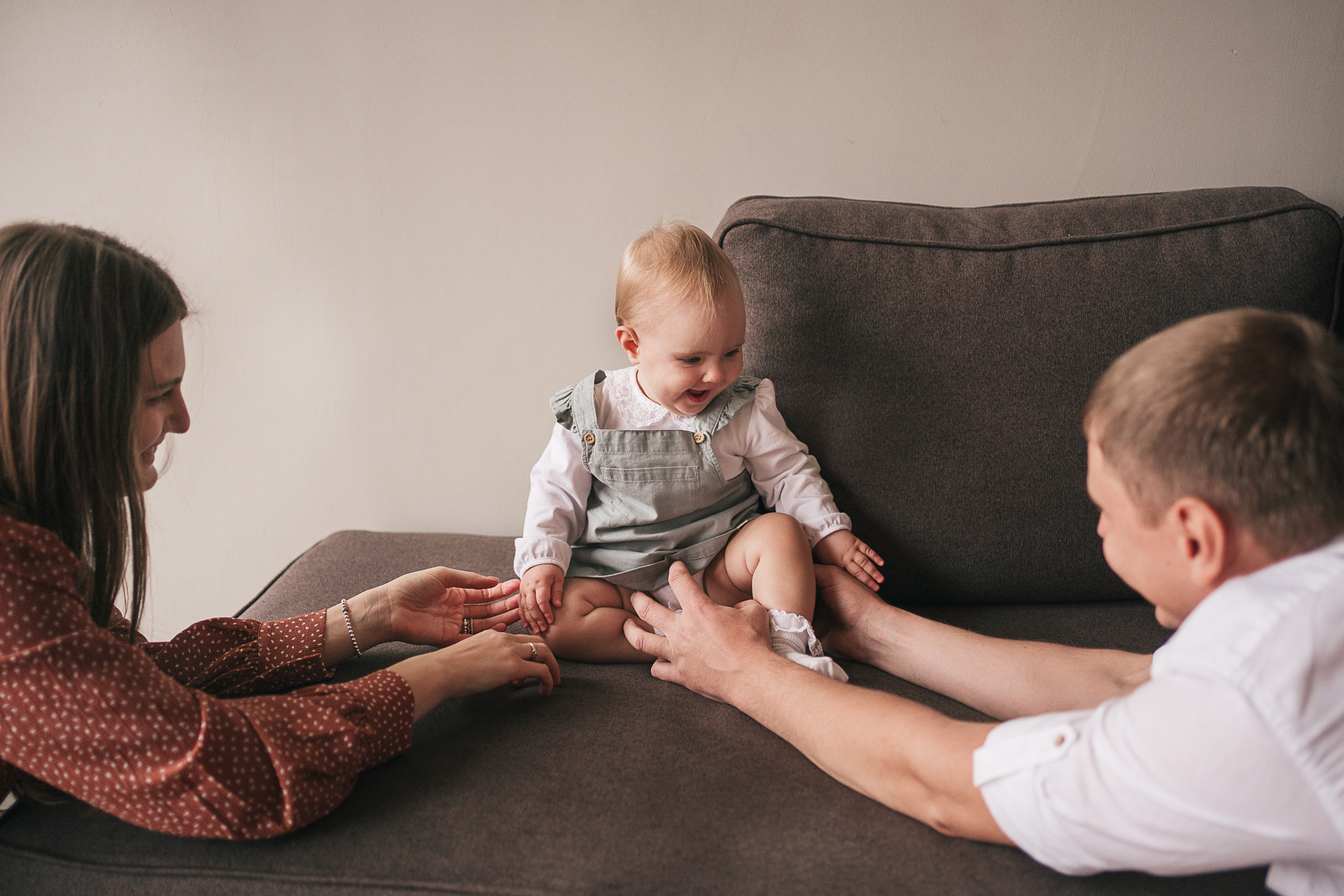 Дима, Лера и Эмилия, фотосессия в Новосибирске. Семейный фотограф, фотосессия беременности в Новосибирске Кристина Киб