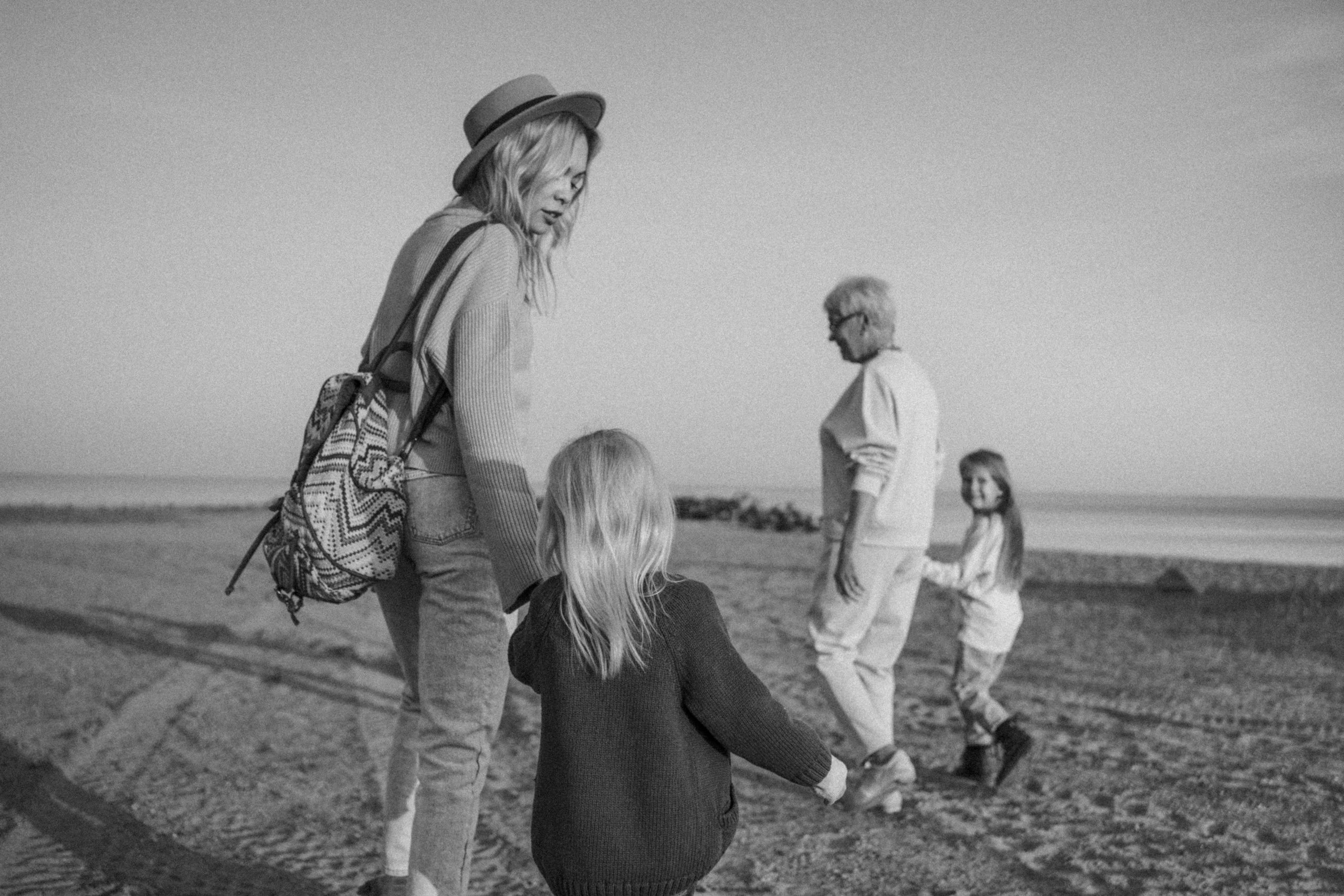 Семейная фотосессия на море осенью, Новосибирск. Семейный фотограф, фотосессия беременности в Новосибирске Кристина Киб