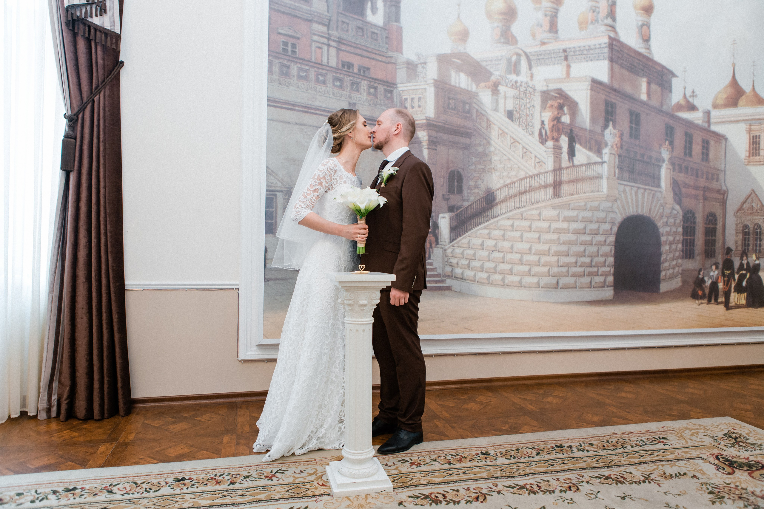 Свадебная фотосессия Сергея и Елены. Наш свадебный день. Видеосъемка и фотосъемка свадеб. Фотограф и оператор на свадьбу. Видеосъемка подкастов, собственная видео-фотостудии. Предметная фотосъемка