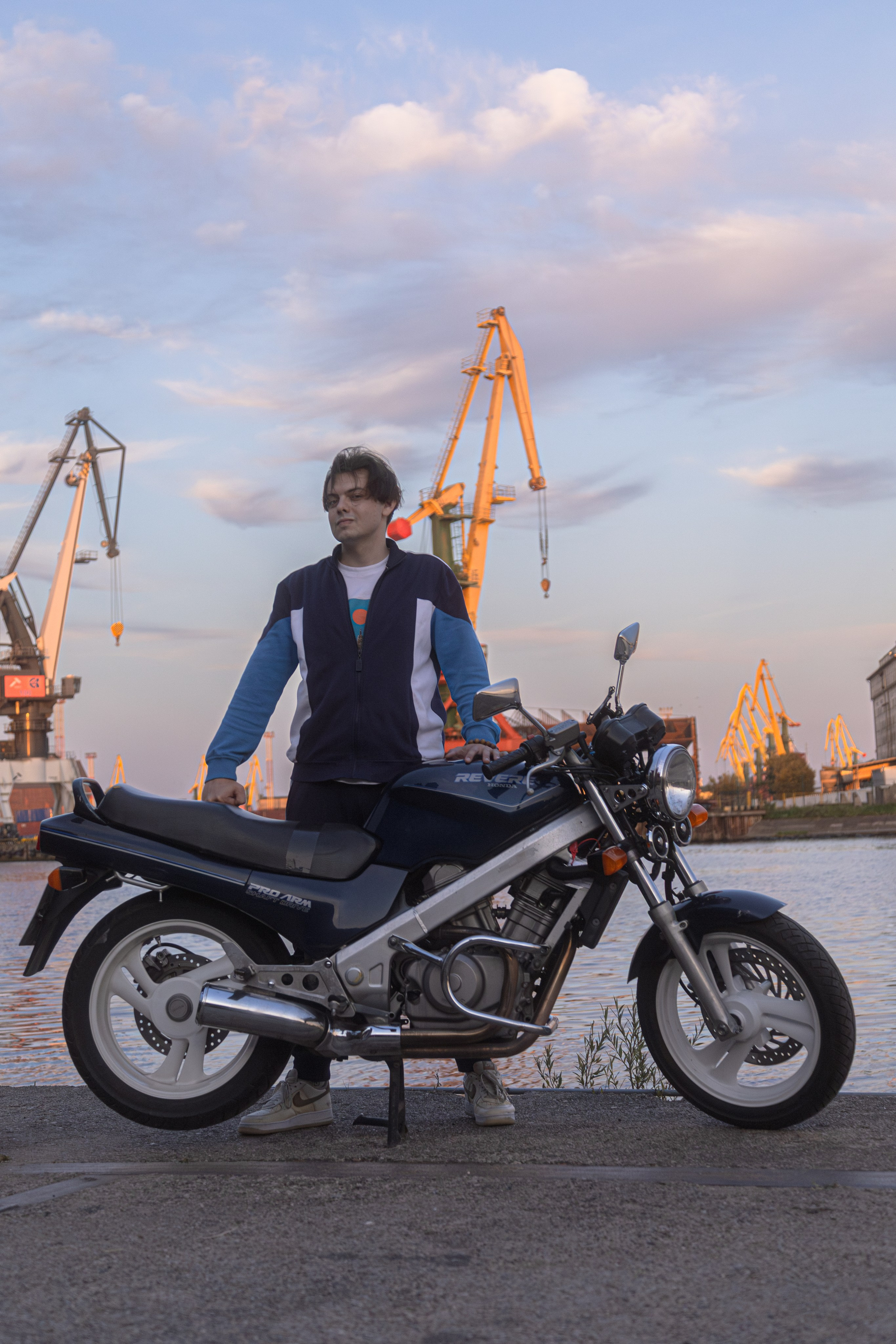 Daniil R. — Digital Noise —