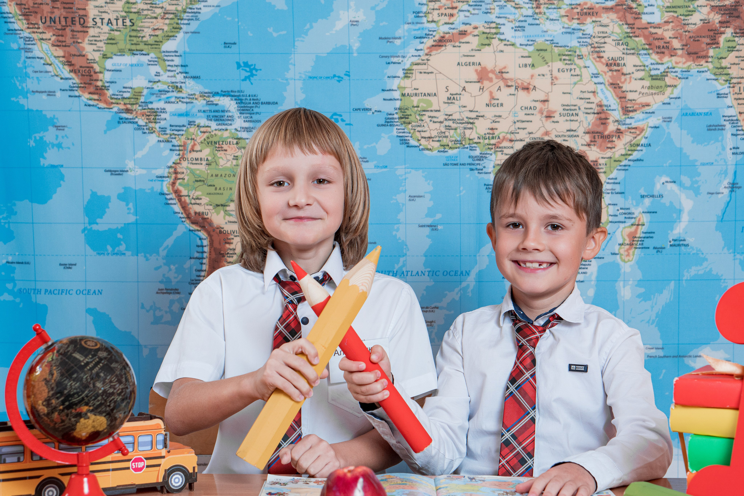 Начальная школа. Выпускные альбомы для детских садов и школ в Симферополе и Крыму — фотограф Ирина Найкина