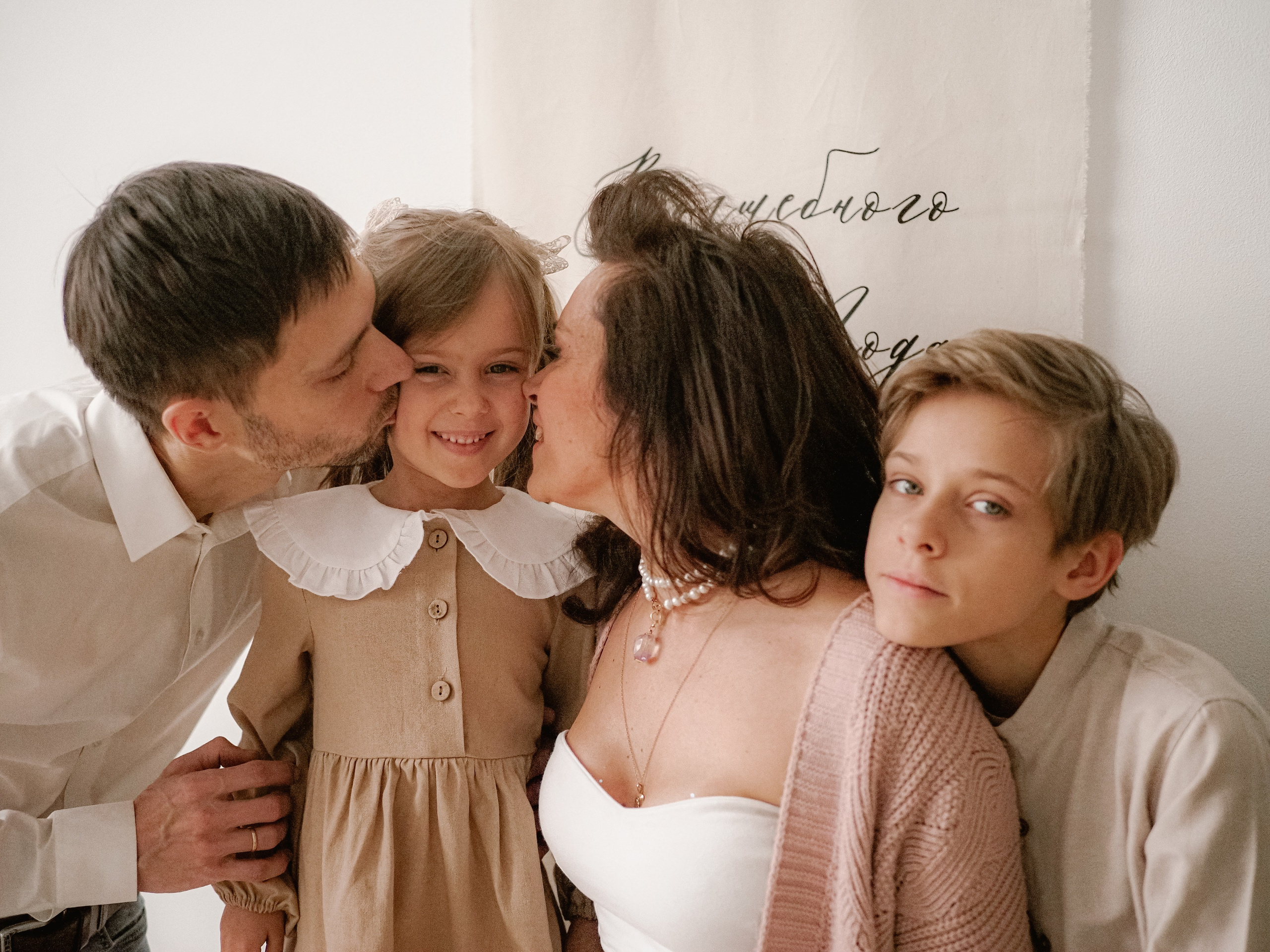 Хоровод детского смеха и родительской любви. Фотограф Рязань. Семейный Свадебный фотограф