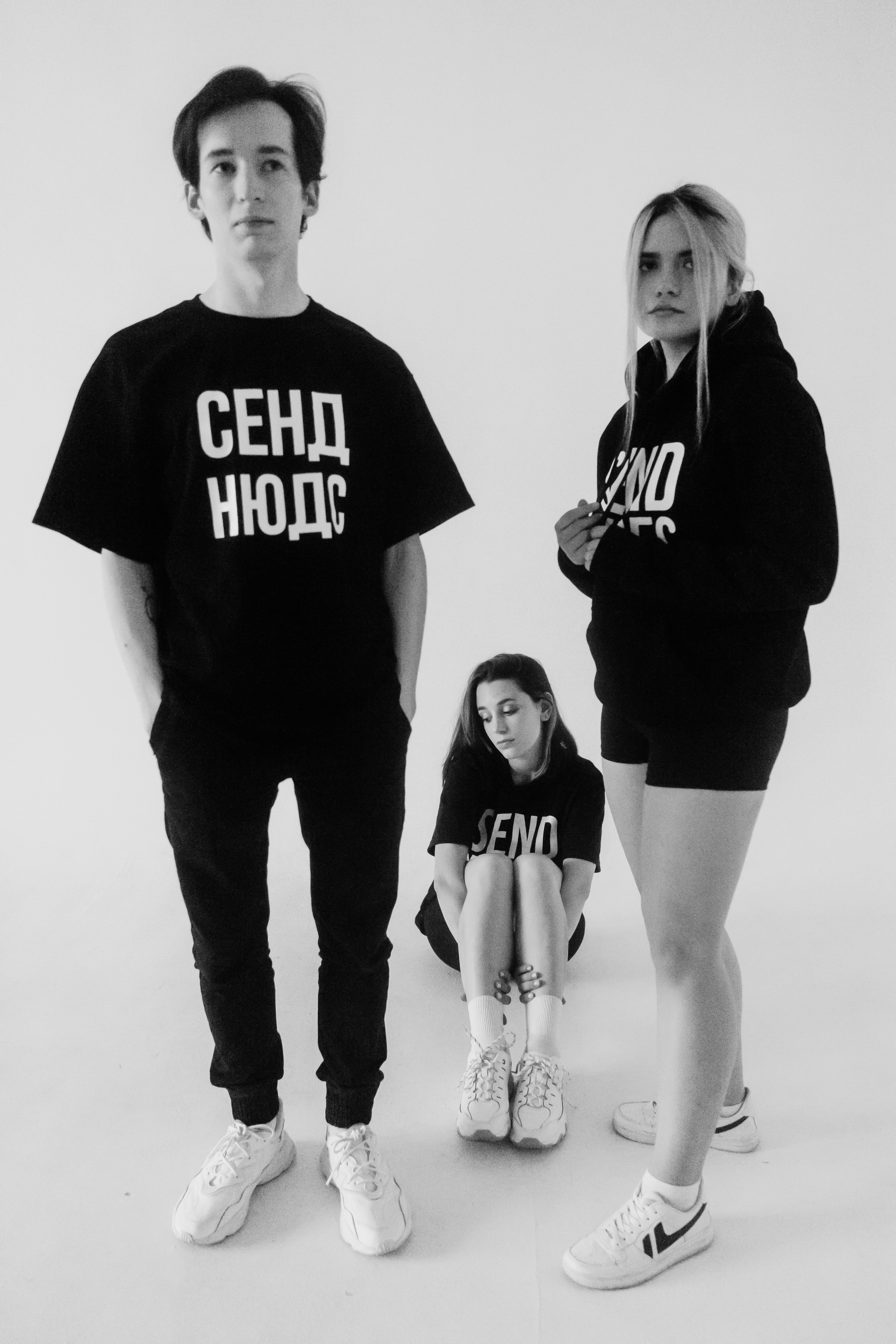 СЪЕМКА ДЛЯ БРЕНДА. НУАРНЫЙ ФОТОГРАФ В САНКТ-ПЕТЕРБУРГЕ МИША РЕПИНА