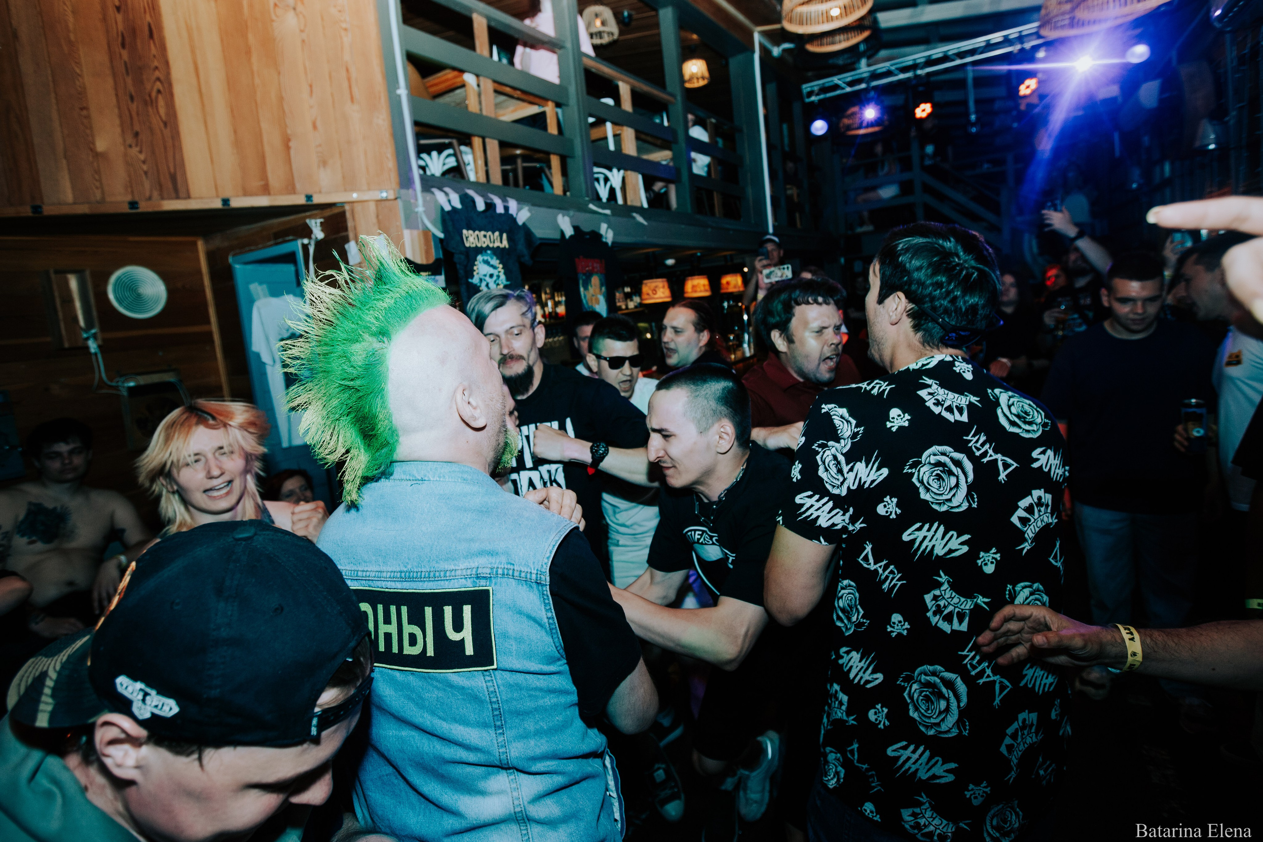 Pre-Party Двух Фестов. Фотограф Елена Батарина