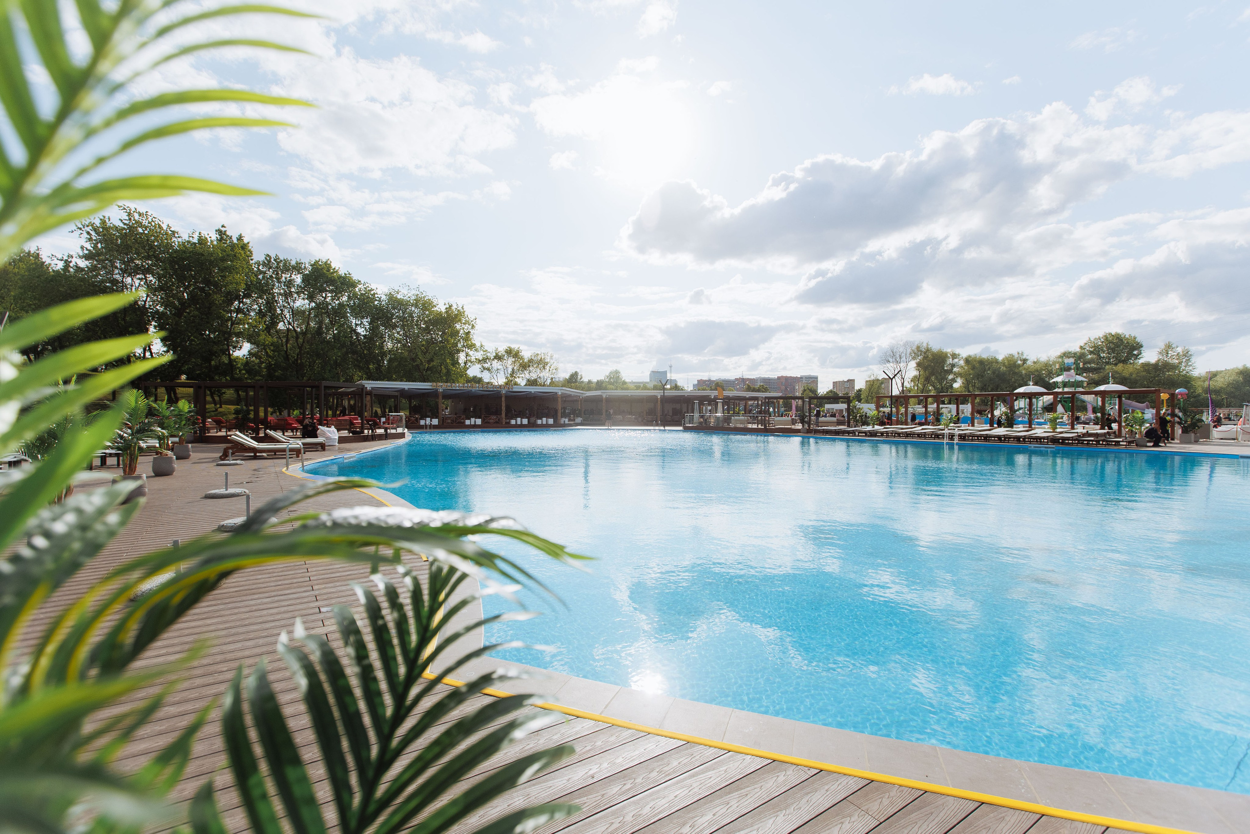 Остров мечты Dream Beach Club (Открытие открытого бассейна в Москве). Репортажный фотограф на мероприятие в Москве Алексей Терентьев