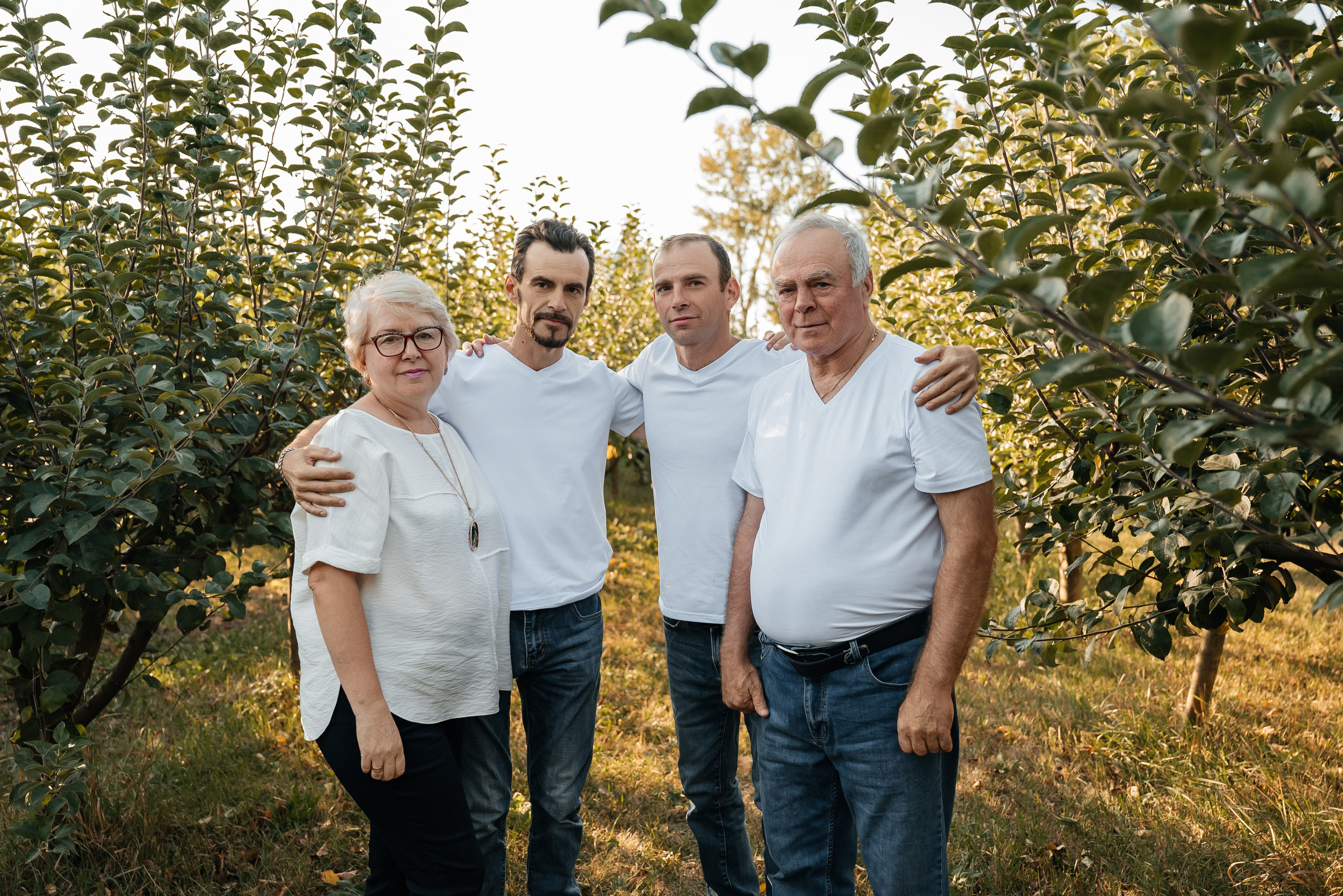 Семейная. Школьный фотограф в Валуйках. Фотосессии для выпускников и изготовление выпускных альбомов в городе Валуйки и в Белгородской области