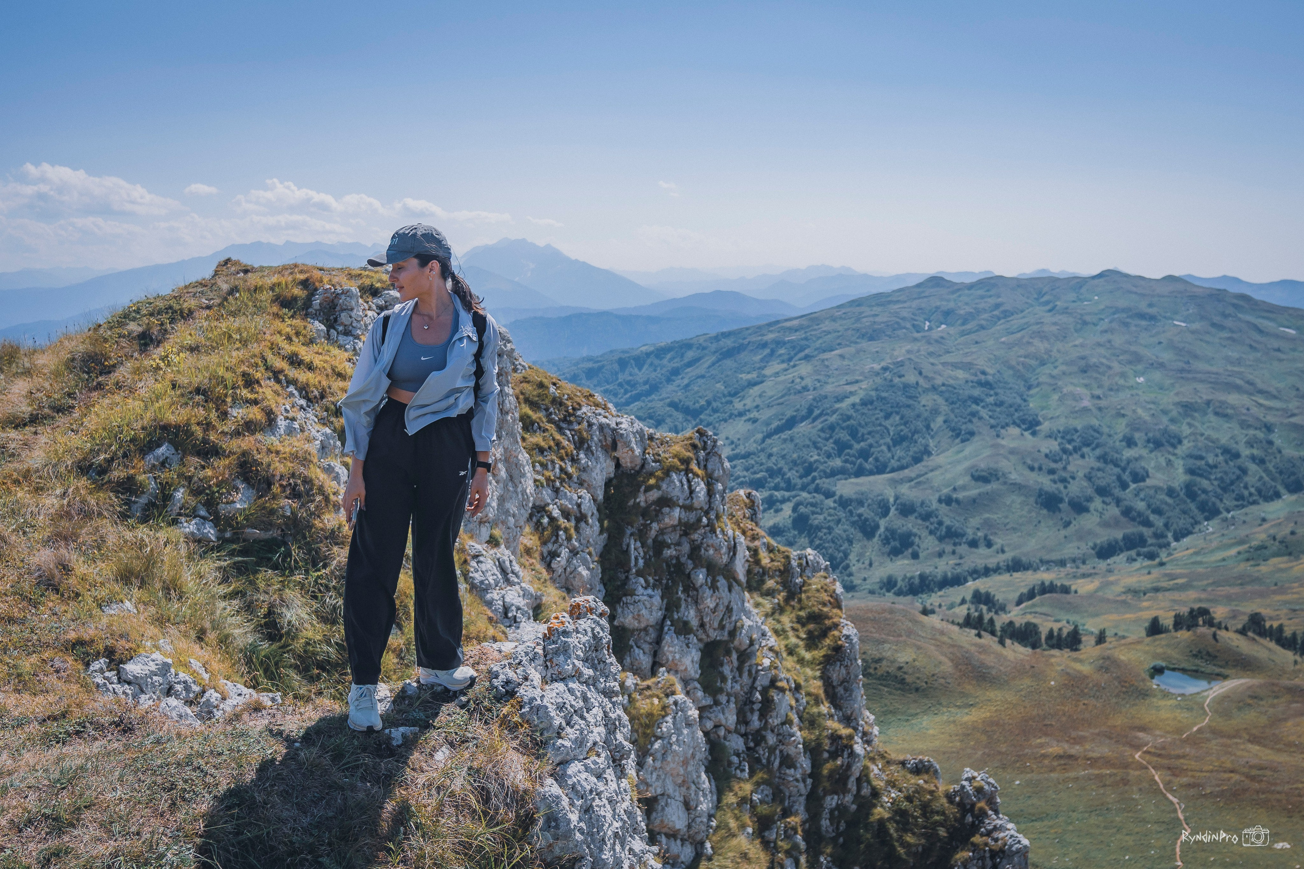 Поход на Оштен с командой Мадьяр 10.09.24. Репортажный фотограф в Краснодаре Рындин Дмитрий
