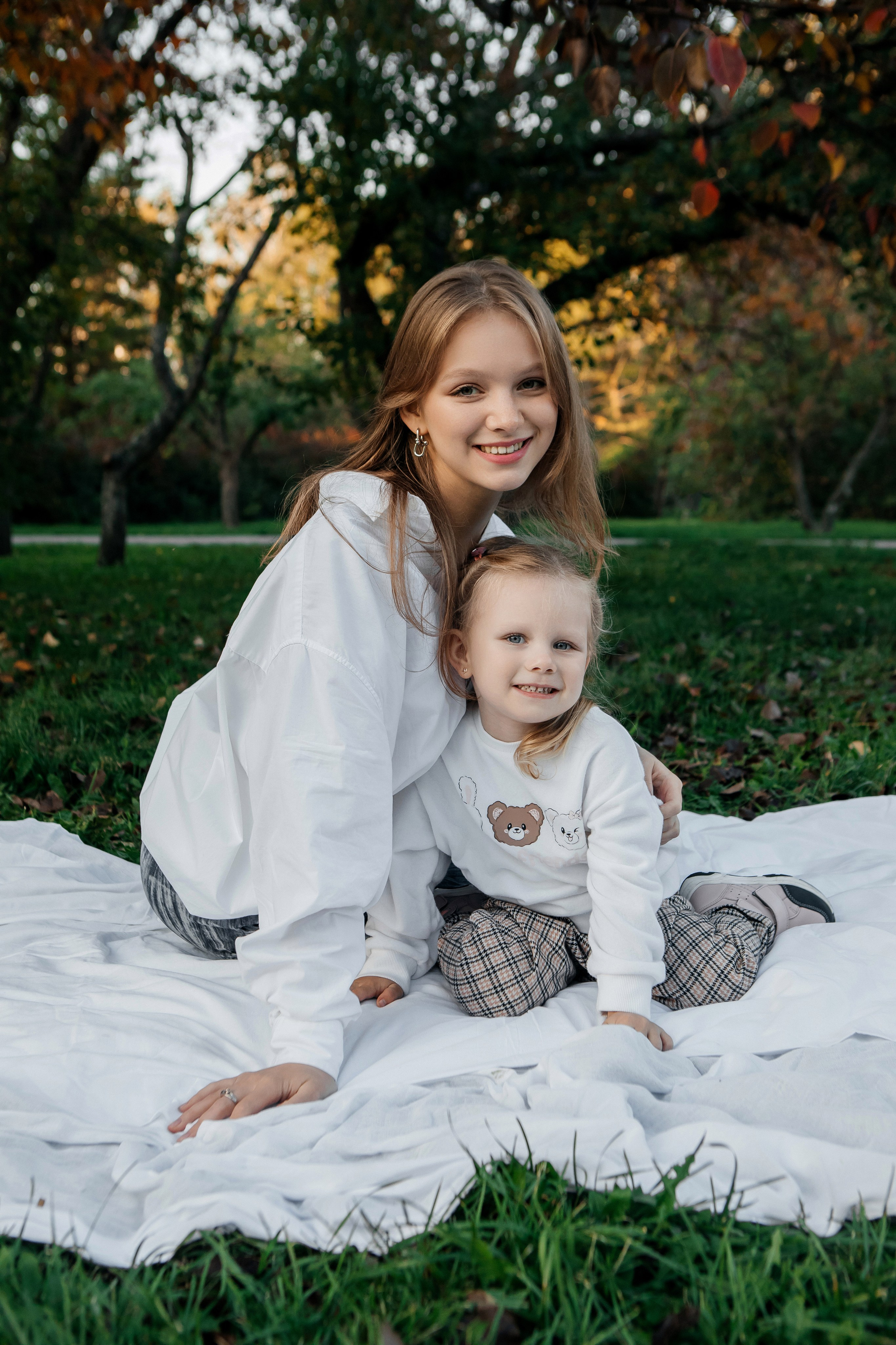 Семейная прогулочная фотосессия. Свадебный и семейный фотограф Ибрагимова Мария из Екатеринбурга