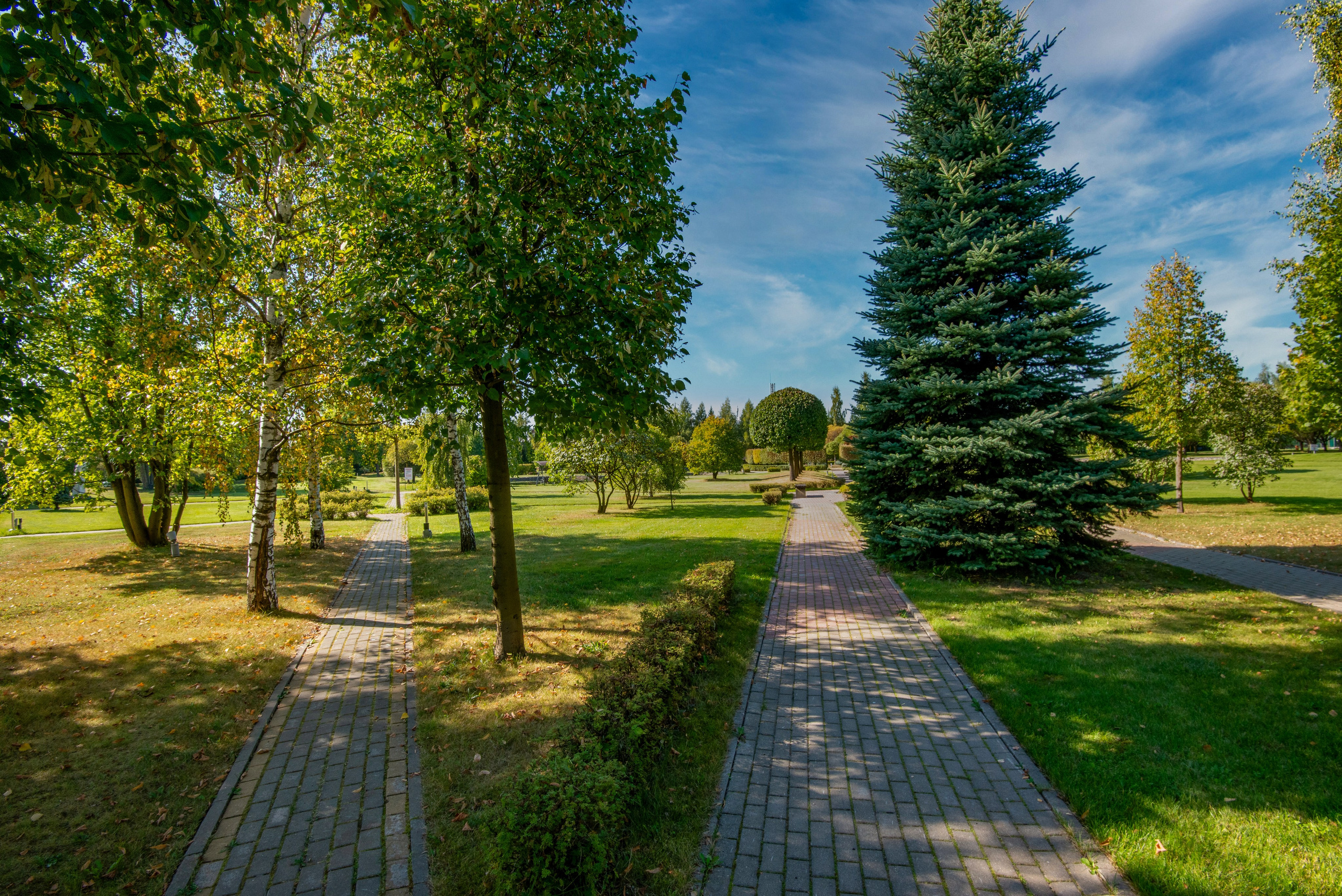 Ландшафтный дизайн загородных посёлков. Интерьерный фотограф Евгений Расторгуев