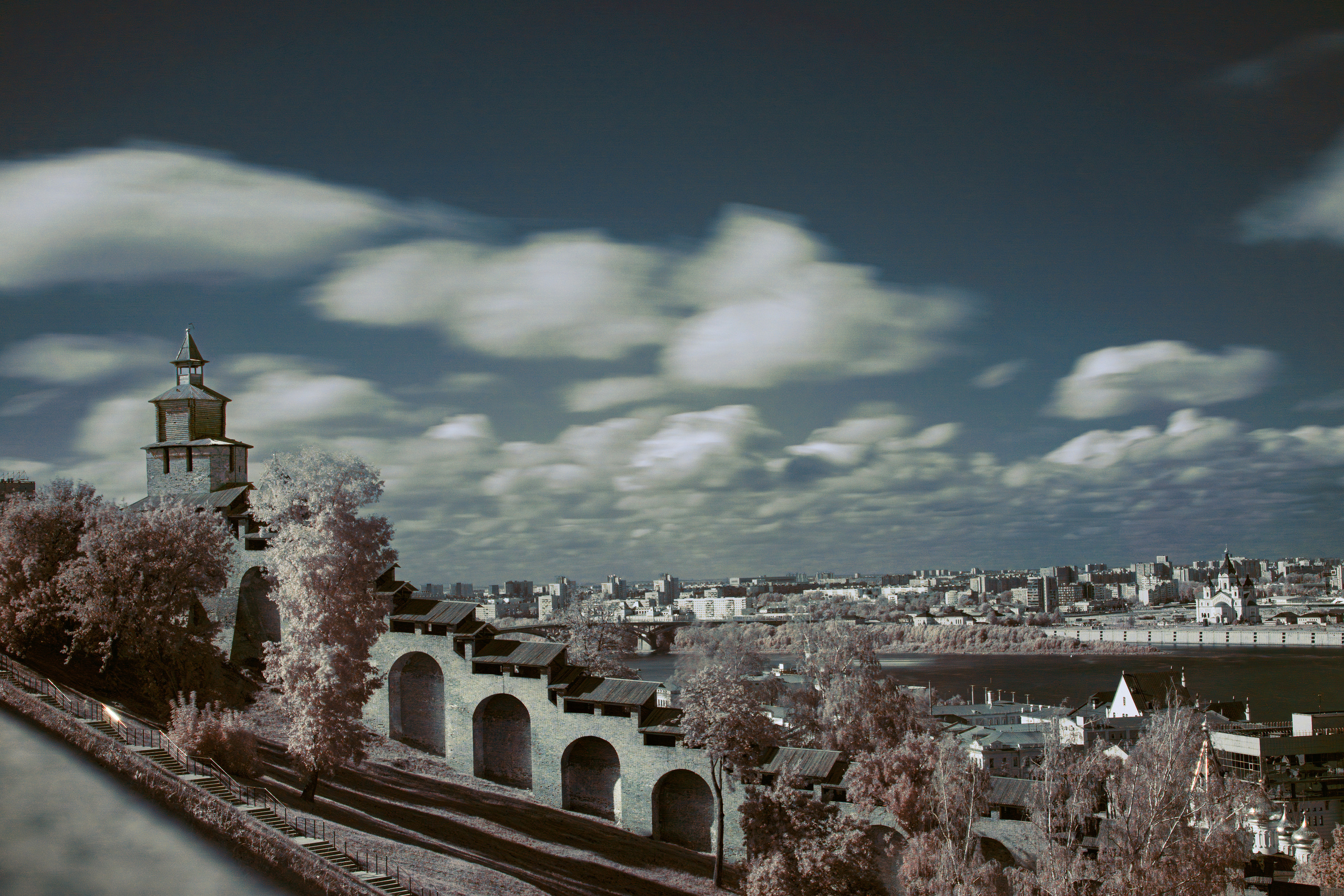 Инфракрасная фотография. Портретный, репортажный и свадебный фотограф в Екатеринбурге Денис Южаков